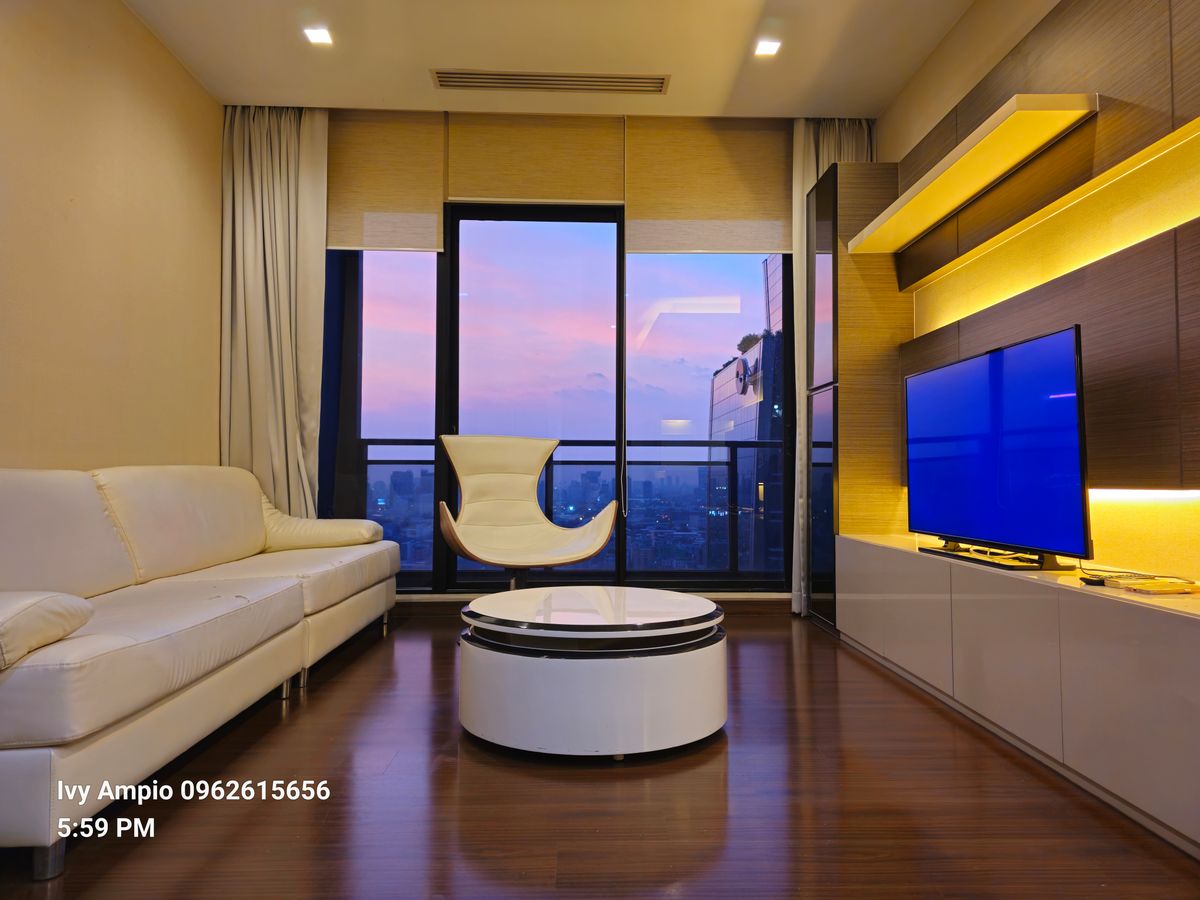 For RentCondoRatchadapisek, Huaikwang, Suttisan : Condo for  RENT ให้เช่า **IVY Ampio ห้องกว้างมาก 84 ตรม. 2 นอน 2 น้ำ เฟอร์ครบ พร้อมอยู่@58,000บาท/month  ห้องกว้างมาก 84 ตรม. 2 นอน 2 น้ำ เฟอร์ครบ พร้อมอยู่    Location : Ratchadaphisek  Rental Price : 58,000 Baht/Month  Condominium near MRT : Thai Cultur