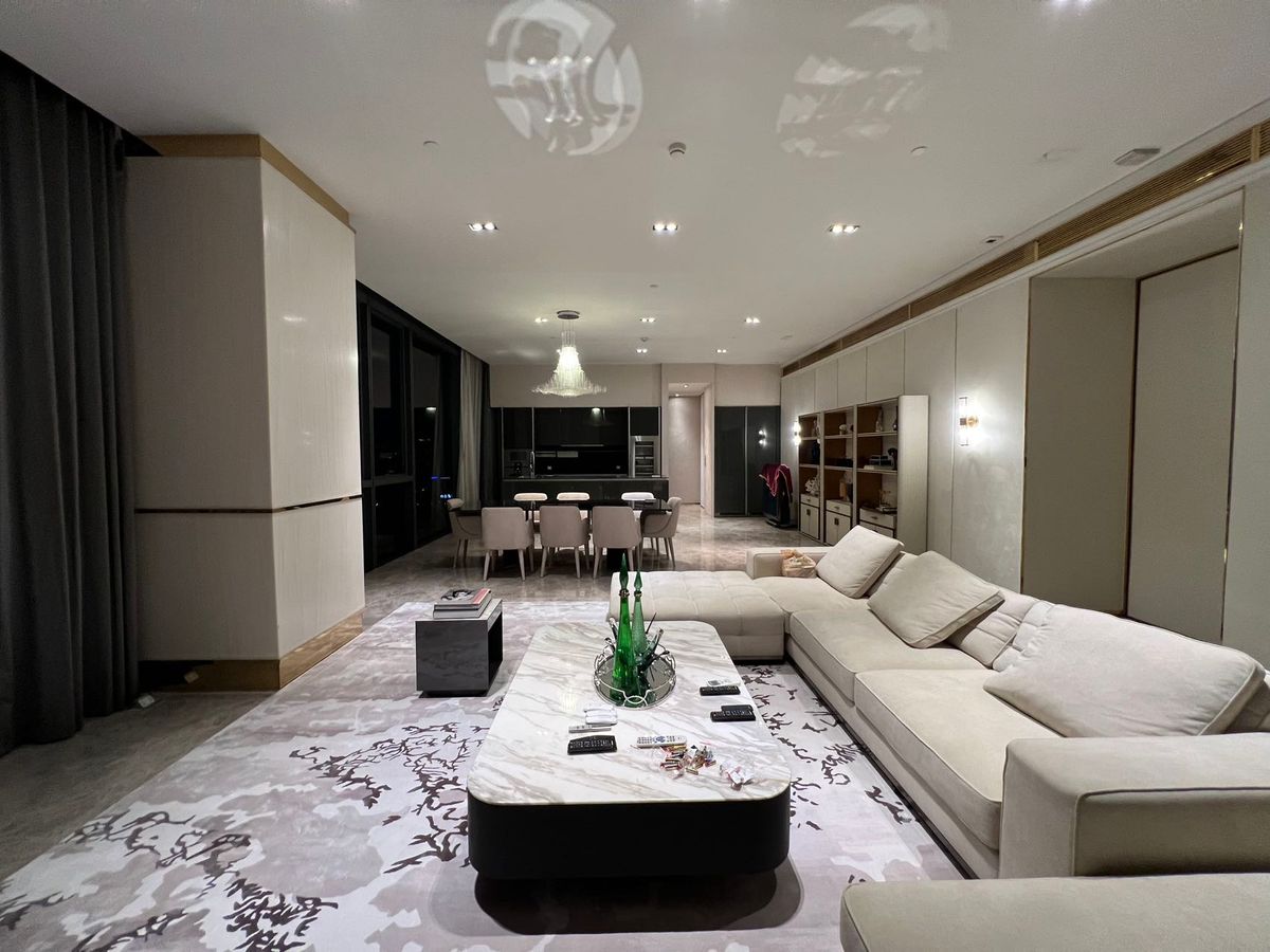 ให้เช่าคอนโดสุขุมวิท อโศก ทองหล่อ : Marque Sukhumvit 39: 3bed 4bath 297sqm. 700,000/mth. Am: 0656199198