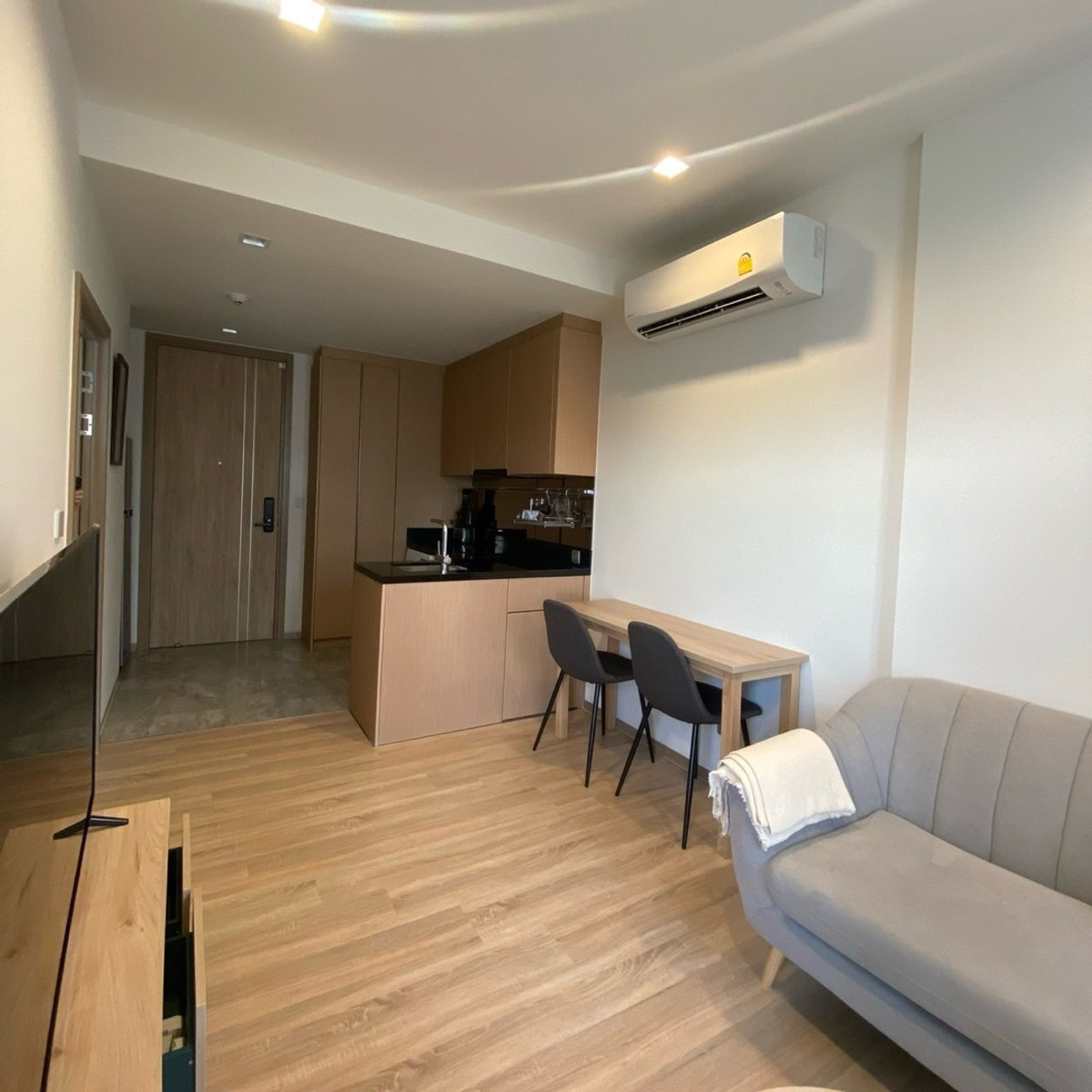 For RentCondoOnnut, Udomsuk : Kawa Hauus * Low-Rise * Resort Condo @BTS onnut 37SQM. 23,000 ☎️Tel/Line: 094-162-4424