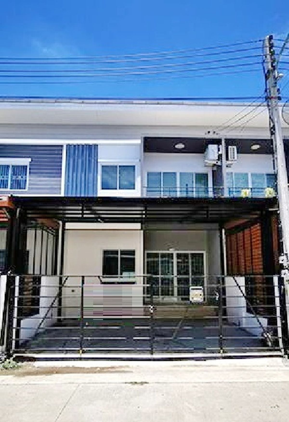 ให้เช่าทาวน์โฮมสุพรรณบุรี : ม.ราชภัฏวไลยอลงกรณ์ 700 ม. นวนคร เชียงรากน้อย ให้เช่าทาวน์เฮ้าส์ 2 ชั้น ใหม่ 26ตร.วา.206 ตร.ม.ทำเลดี โลตัส ประตูน้ำพระอินทร์-อยุธยา 700ม.