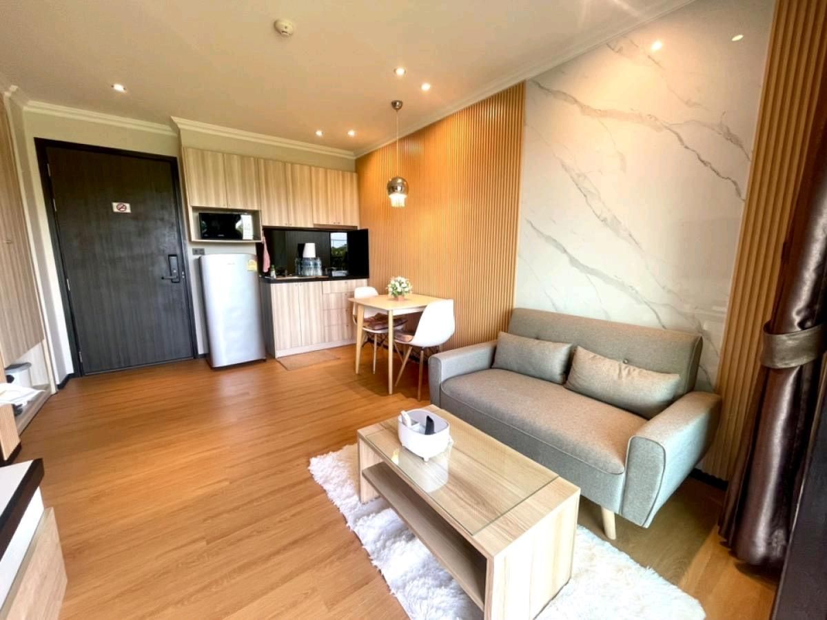 For RentCondoPattaya, Bangsaen, Chonburi : Rent a condo Venetian Signature Jomtien Pattaya
