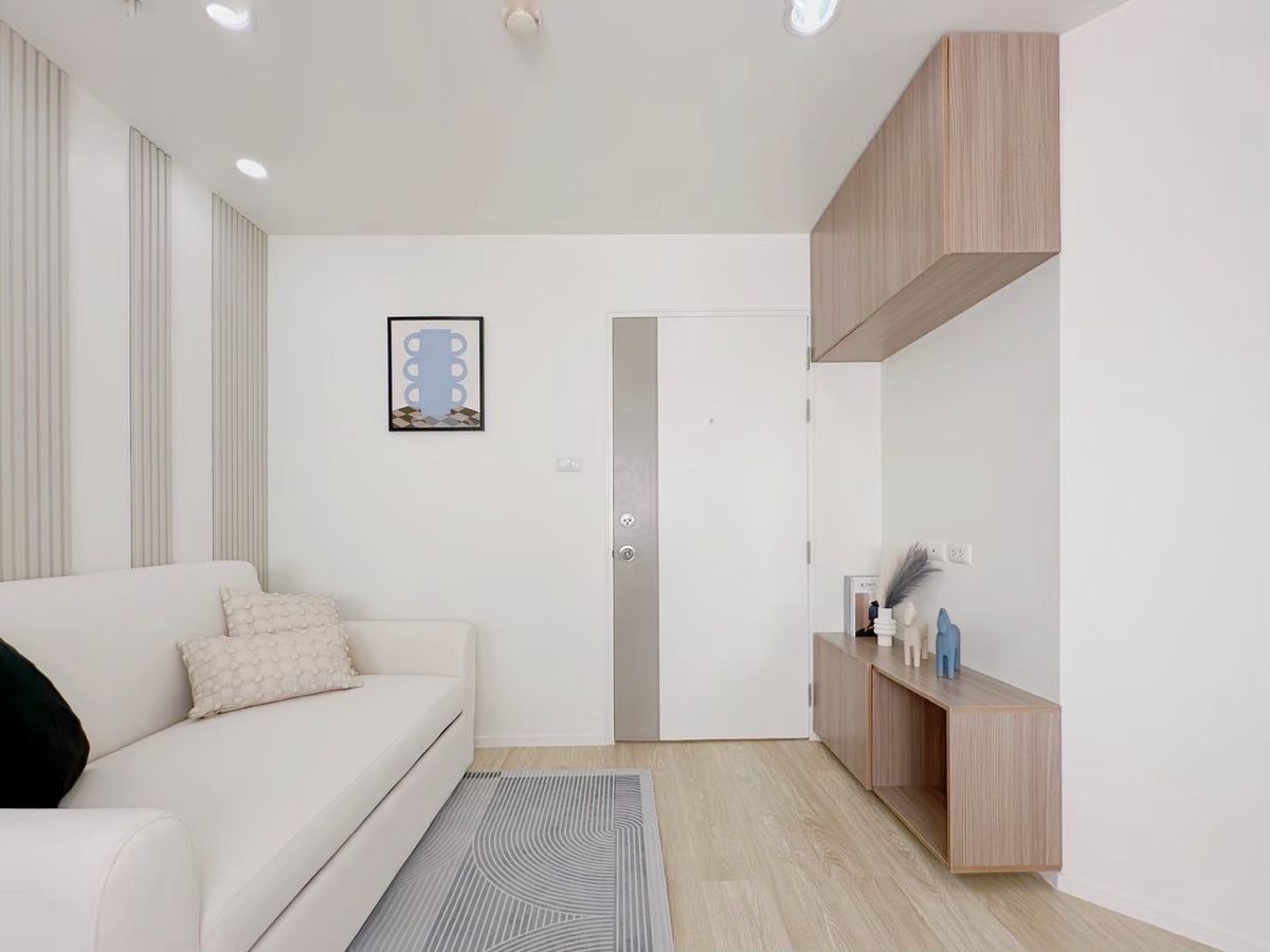 For SaleCondoKaset Nawamin,Ladplakao : sell!! Lumpini Lat Pla Khao 2 installments start 5,000 baht. Free transfer, free mortgage fee.