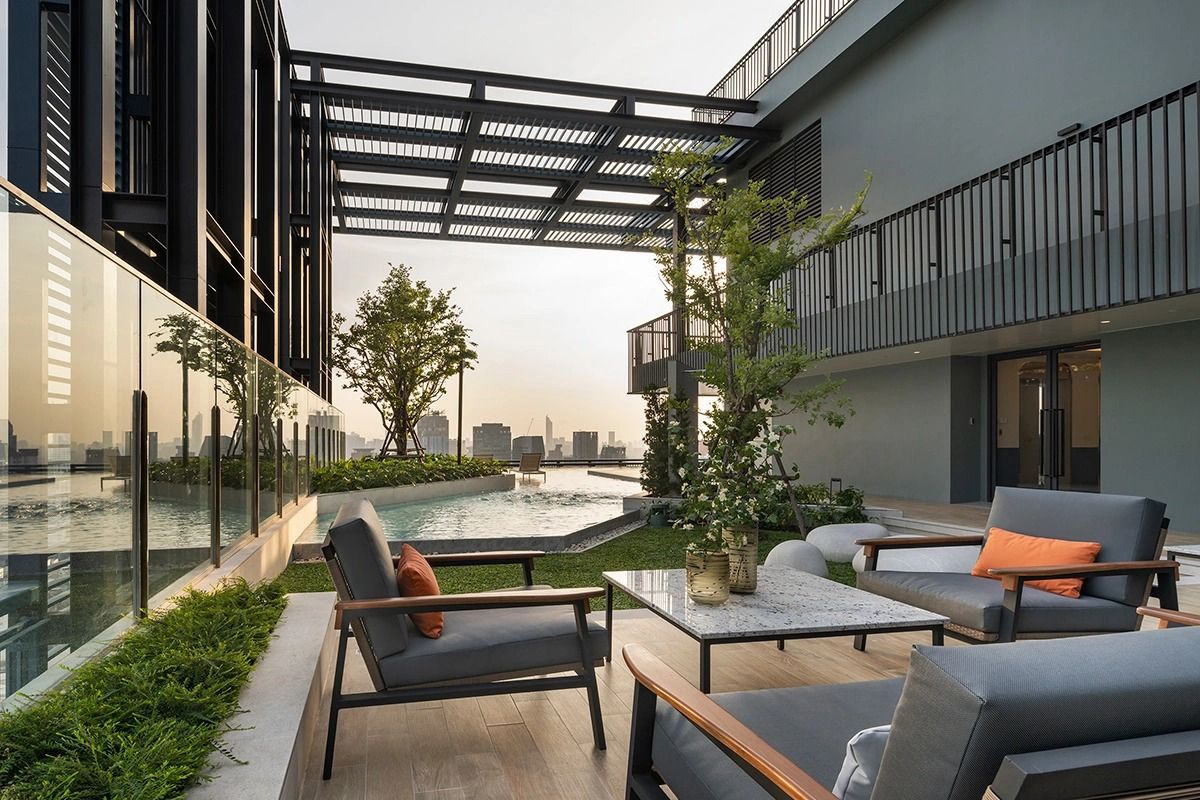 For SaleCondoRatchathewi,Phayathai : ChatGPT said: ✨Secret Deal, Lowest Price! 𝗫𝗧 𝗣𝗵𝗮𝘆𝗮𝘁𝗵𝗮𝗶 Large 1-Bedroom Starting at  𝟓.𝟒𝟗million THB* Guaranteed Full Discounts with VIP-Level Care 📱092-808-8899