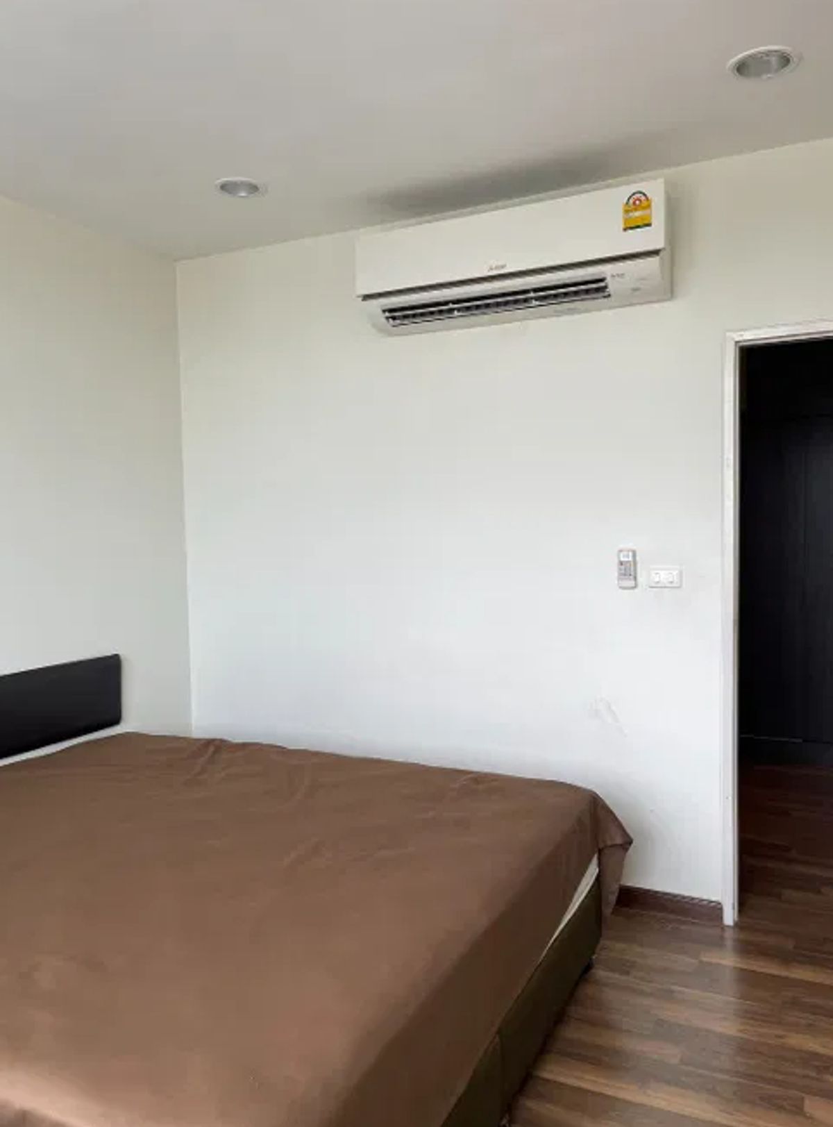 For SaleCondoRatchathewi,Phayathai : CHATATAI RAJCHAPRAROB 45 SQ.M. Sell ​​eng 中 日 Please Add Line ID @806QPHGN O8415O5483