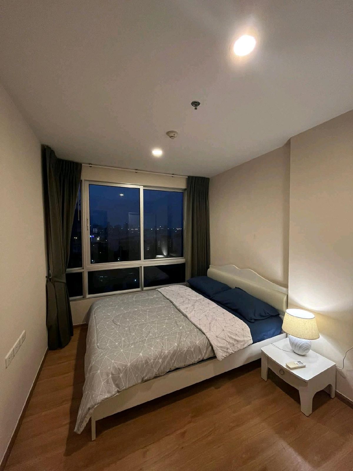 For RentCondoOnnut, Udomsuk : Ready to Move in Condo The Base Sukhumvit 77 | Condo for the Base Sukhumvit 77