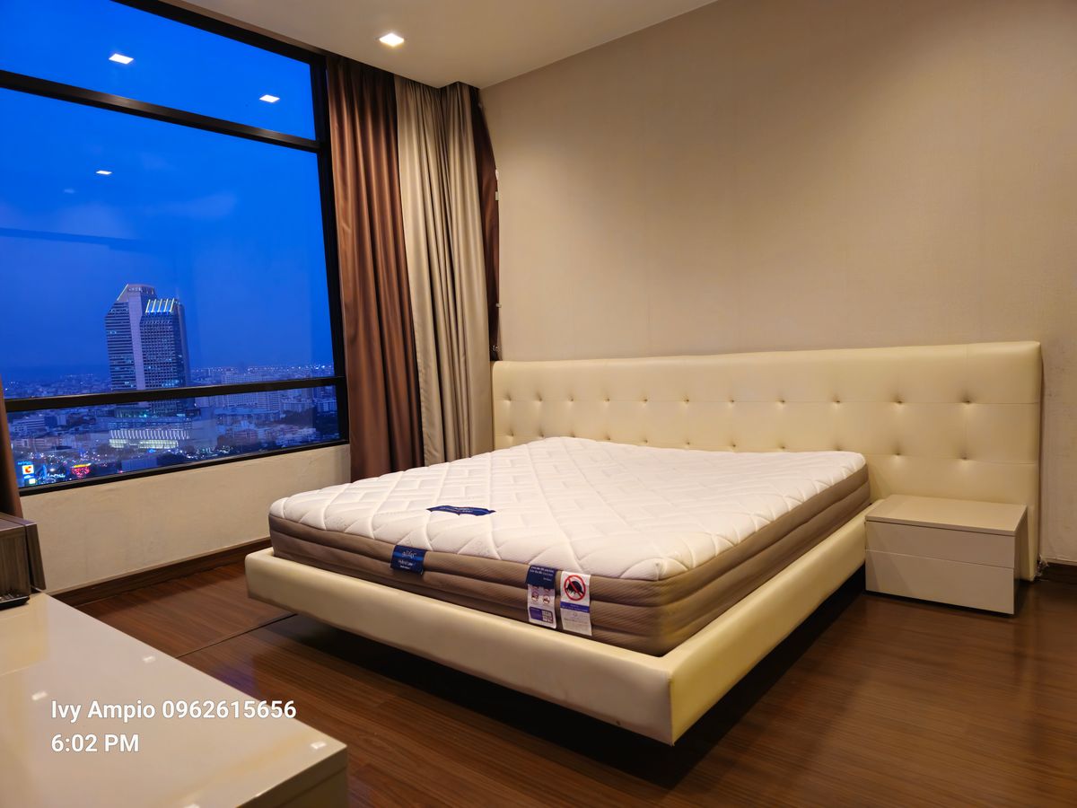 For RentCondoRatchadapisek, Huaikwang, Suttisan : Condo for  RENT ให้เช่า **IVY Ampio ห้องกว้างมาก 84 ตรม. 2 นอน 2 น้ำ เฟอร์ครบ พร้อมอยู่@58,000บาท/month  ห้องกว้างมาก 84 ตรม. 2 นอน 2 น้ำ เฟอร์ครบ พร้อมอยู่    Location : Ratchadaphisek  Rental Price : 58,000 Baht/Month  Condominium near MRT : Thai Cultur