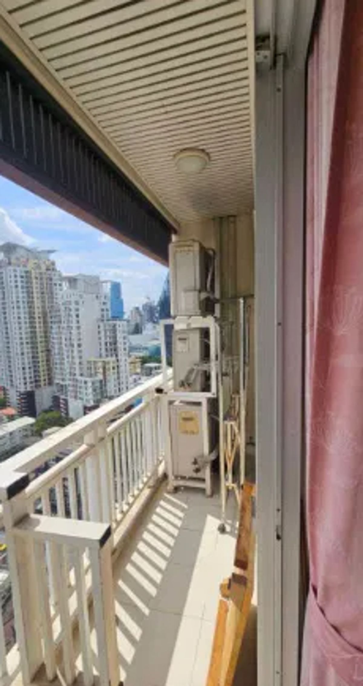 For SaleCondoRatchathewi,Phayathai : CHATATAI RAJCHAPRAROB 35 SQ.M. Sell ​​eng 中 日 Please Add Line ID @806QPHGN O8415O5483