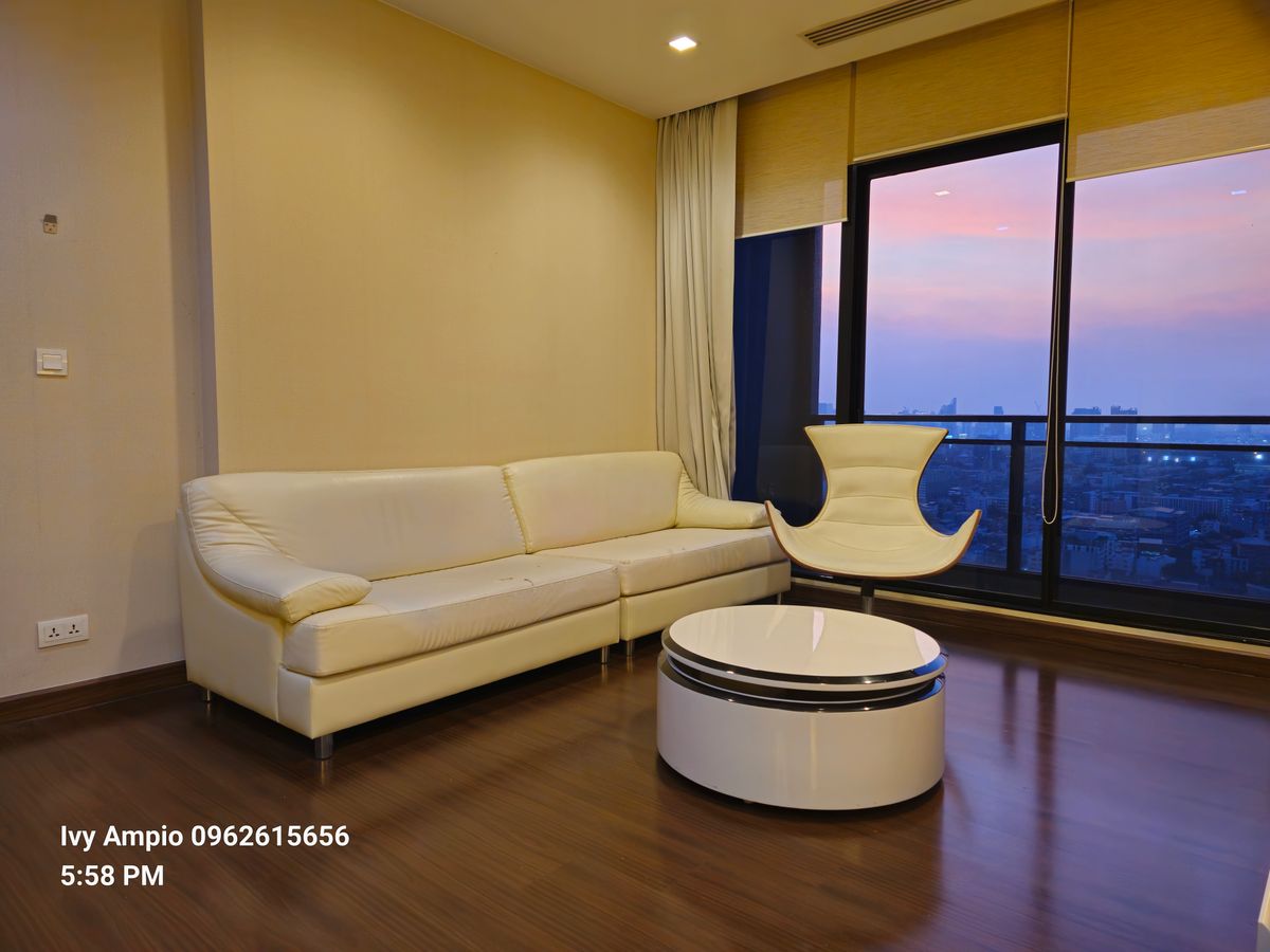 For RentCondoRatchadapisek, Huaikwang, Suttisan : Condo for  RENT ให้เช่า **IVY Ampio ห้องกว้างมาก 84 ตรม. 2 นอน 2 น้ำ เฟอร์ครบ พร้อมอยู่@58,000บาท/month  ห้องกว้างมาก 84 ตรม. 2 นอน 2 น้ำ เฟอร์ครบ พร้อมอยู่    Location : Ratchadaphisek  Rental Price : 58,000 Baht/Month  Condominium near MRT : Thai Cultur