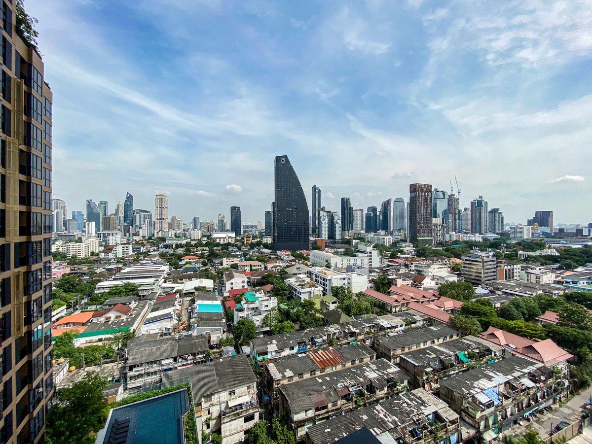 For RentCondoSukhumvit, Asoke, Thonglor : 💥ST-3507💥OKA HAUS Sukhumvit 36👉Line : @expertcondo