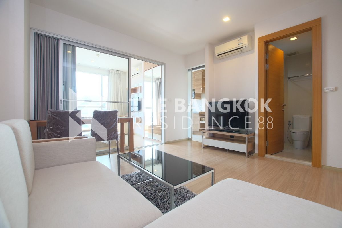 ให้เช่าคอนโดรัชดา ห้วยขวาง : 🌟 RHYTHM Ratchada-Huaikhwang for rent near MRT Huaikhwang 🌟