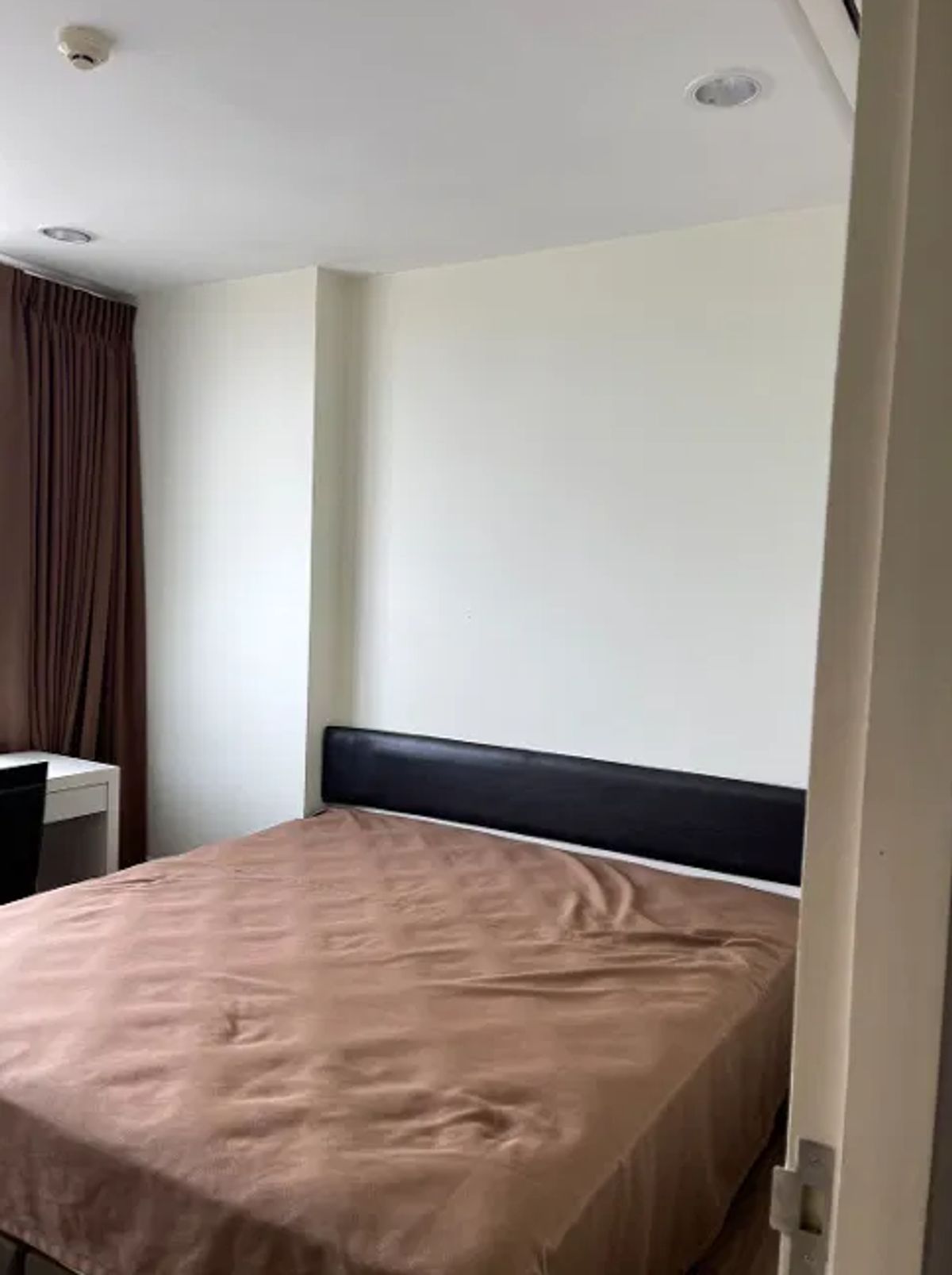 For SaleCondoRatchathewi,Phayathai : CHATATAI RAJCHAPRAROB 45 SQ.M. Sell ​​eng 中 日 Please Add Line ID @806QPHGN O8415O5483