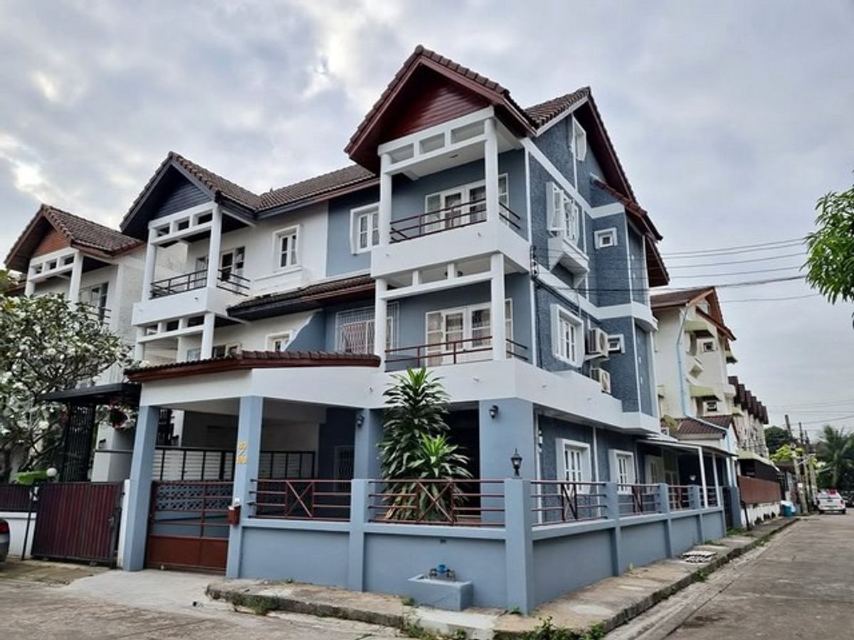 ให้เช่าทาวน์โฮมแจ้งวัฒนะ เมืองทอง : HR2558ให้เช่าบ้านแฝดห้องมุม 3 ชั้น 39.7 ตารางวา หมู่บ้านโพธิ์แก้ว ประชาชื่น-แจ้งวัฒนะ ใกล้เซ็นทรัล แจ้งวัฒนะ
