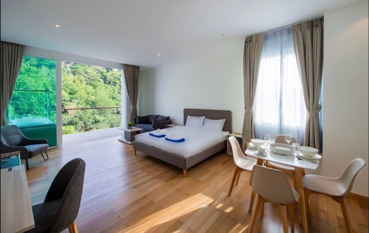 ขายคอนโดภูเก็ต : ประกาศขายห้องชุดพร้อมผู้เช่า 10% Yield - โครงการ Kamala Falls ภูเก็ต | รายได้ค่าเช่า 100,000 บาท/เดือน | ราคาพิเศษ 12 ล้านบาท | 