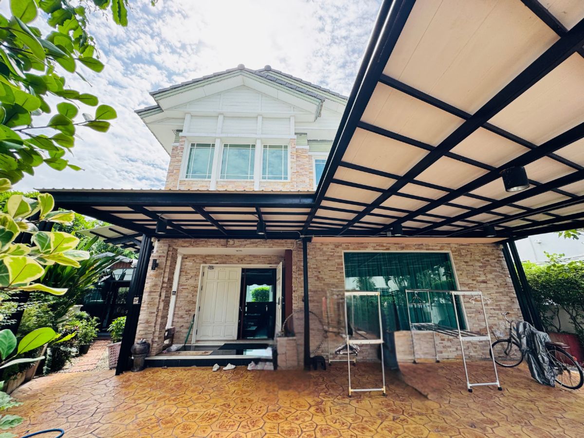 ขายบ้านพัฒนาการ ศรีนครินทร์ : บ้านสไตล์คอทเทจ ใจกลางกรุงเทพกรีฑา วิวสระน้ำ ทำเลใกล้รถไฟฟ้า ขาย บ้านเดี่ยวตกแต่งสวย มัณฑนา พระราม 9 - ศรีนครินทร์