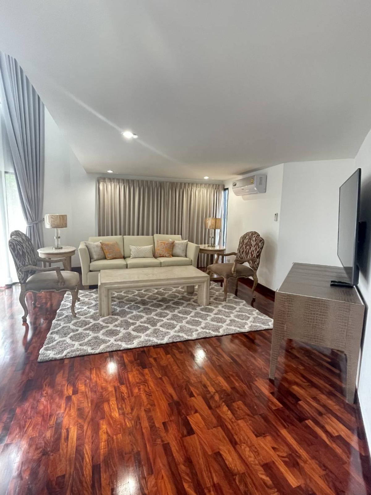 ขายบ้านมีนบุรี-ร่มเกล้า : 28/01/2026, หมู่บ้าน exclusive 39 ทำเลดี ติดถนนใหญ่ รามคำแหง ซอย 108