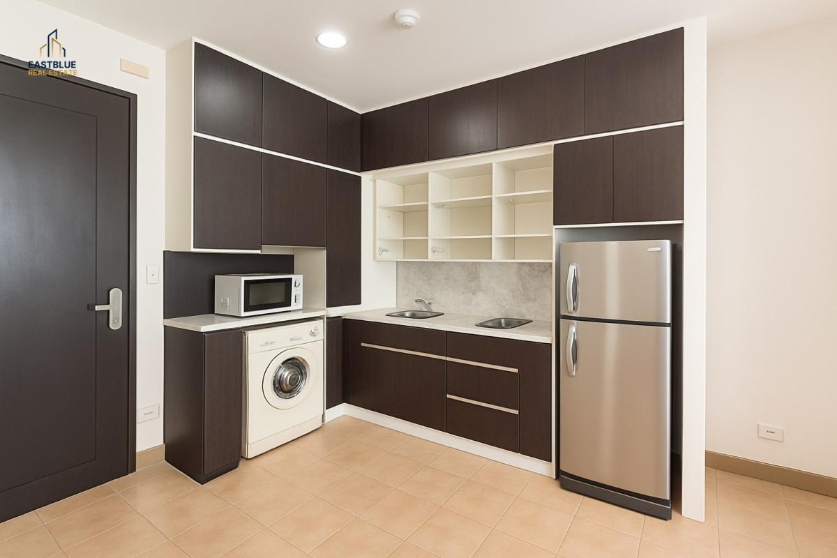 For RentCondoSukhumvit, Asoke, Thonglor : 03/04/2026, Luxury condo in the heart of Asoke, 2 bedrooms, 2 bathrooms, only 40,000 baht/monthClose to BTS/MRT Terminal 21 Robinson Sukhumvit, convenient for all travel! 0642748883