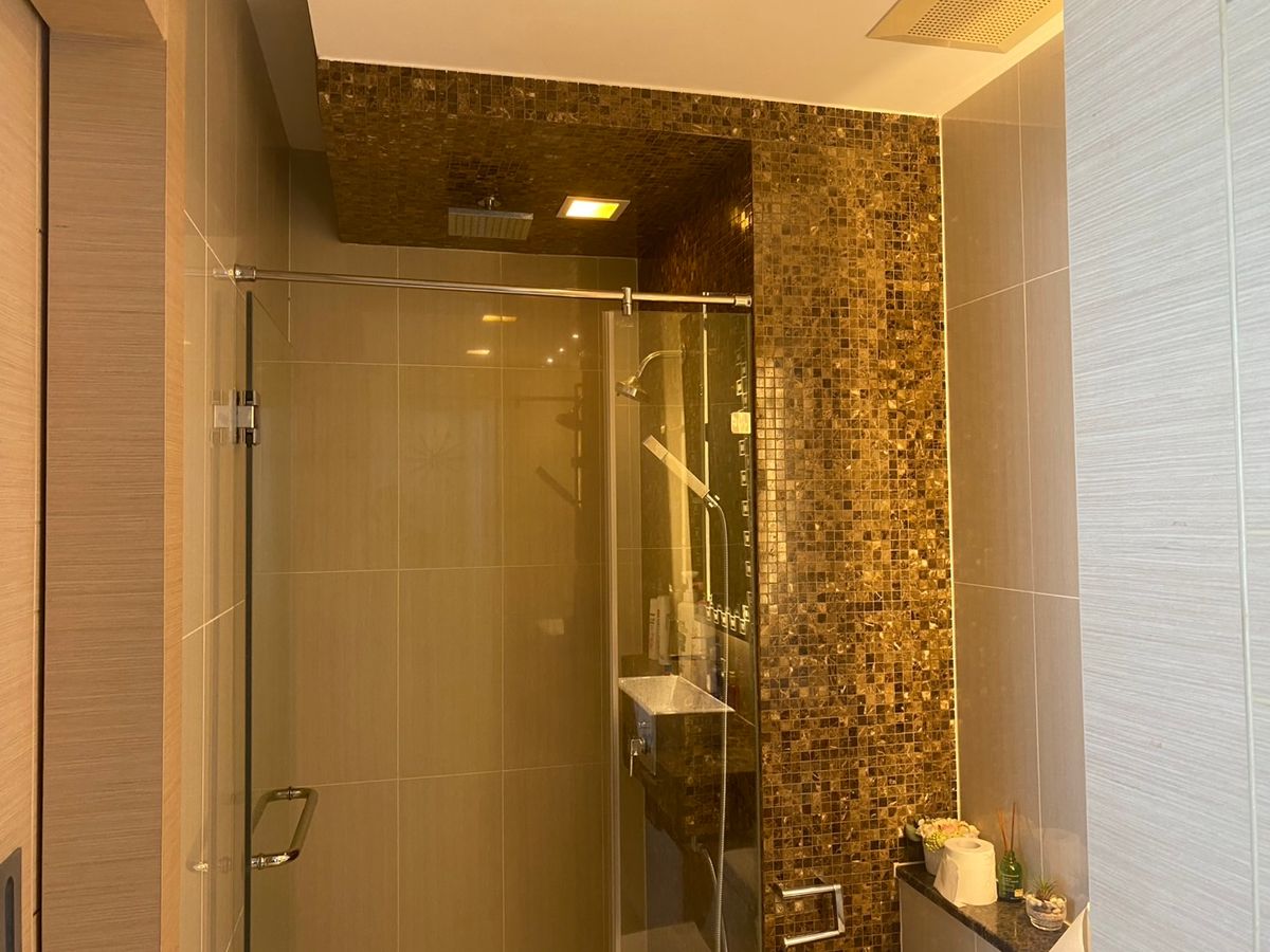 ขายคอนโดพัทยา บางแสน ชลบุรี สัตหีบ : for sale condo the palm wongamt beach front pattaya 2 Bed (S03-2085) 