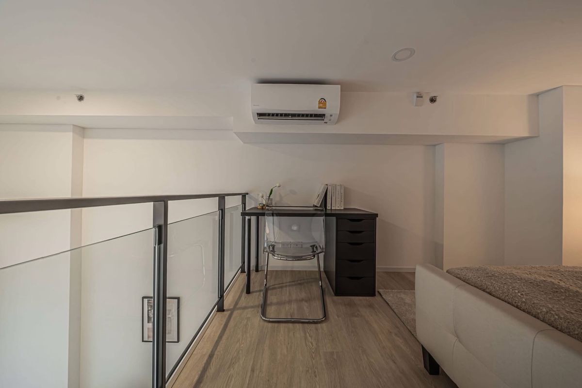 For SaleCondoRama9, Petchburi, RCA : 𝐋𝐚𝐧𝐝𝐦𝐚𝐫𝐤 @𝐌𝐑𝐓 𝐑𝐚𝐦𝐚𝟗 New room, 1 hand, comfortable installments 𝟏𝟏, 𝟎𝟎𝟎/month, do not have to pay down payment Ready Free every fee. Yes, urgent payment.
