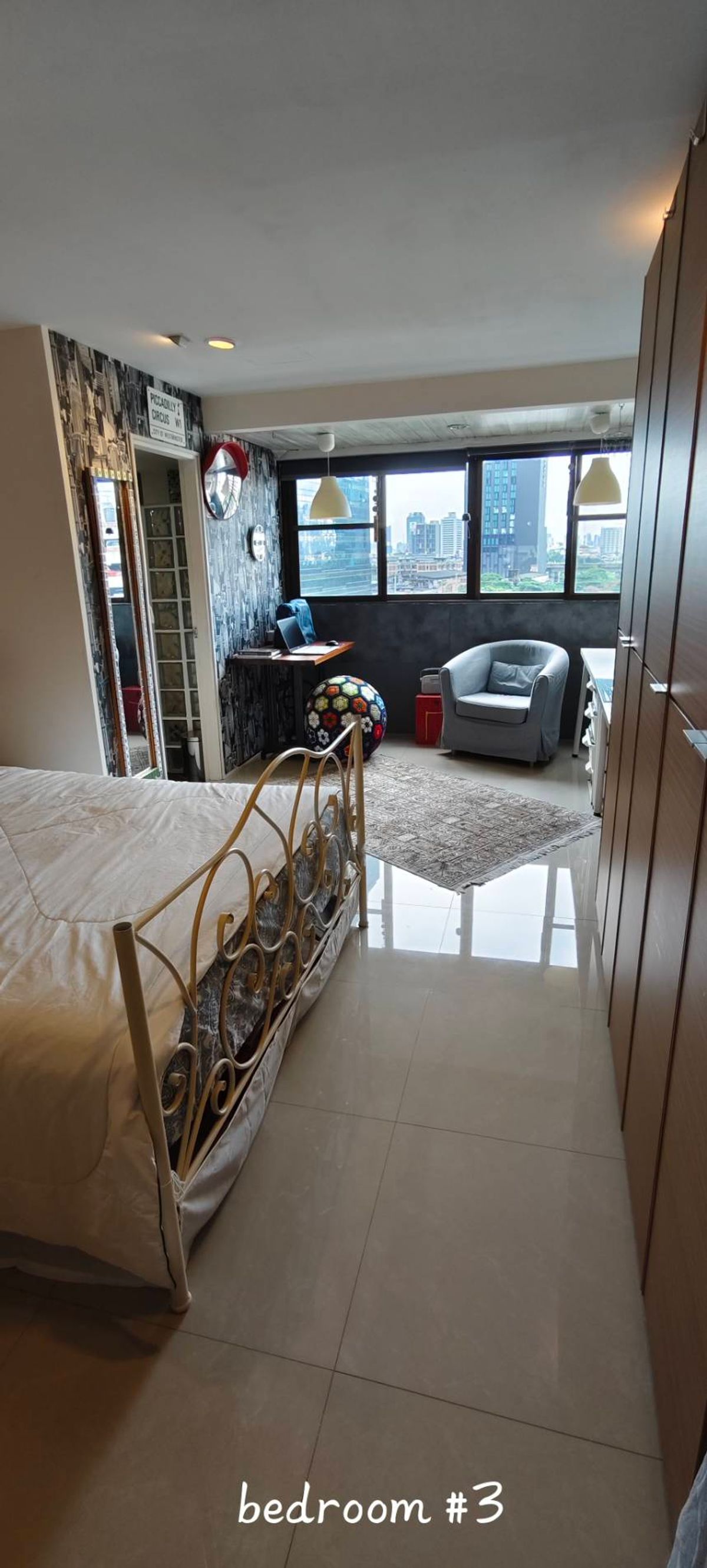 ขายคอนโดสุขุมวิท อโศก ทองหล่อ : 🏙️ ขายคอนโดหรู Rare Unit Pent House  ใจกลางสุขุมวิท Beverly Tower สุขุมวิท 13/1 – ใกล้ BTS นานา อโศก