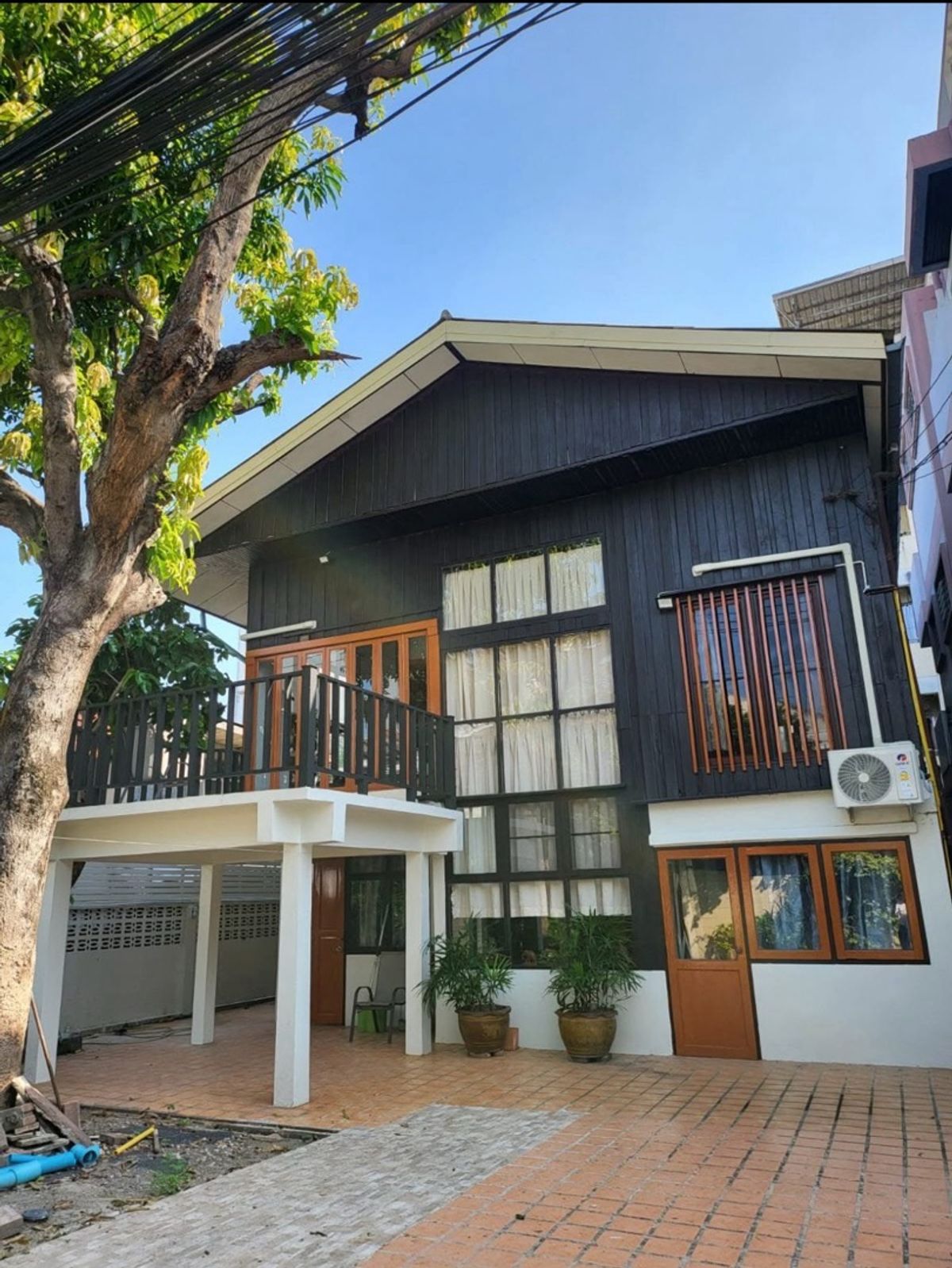 For RentHouseRatchadapisek, Huaikwang, Suttisan : Sutthisan House MRT.Suthisan for rent