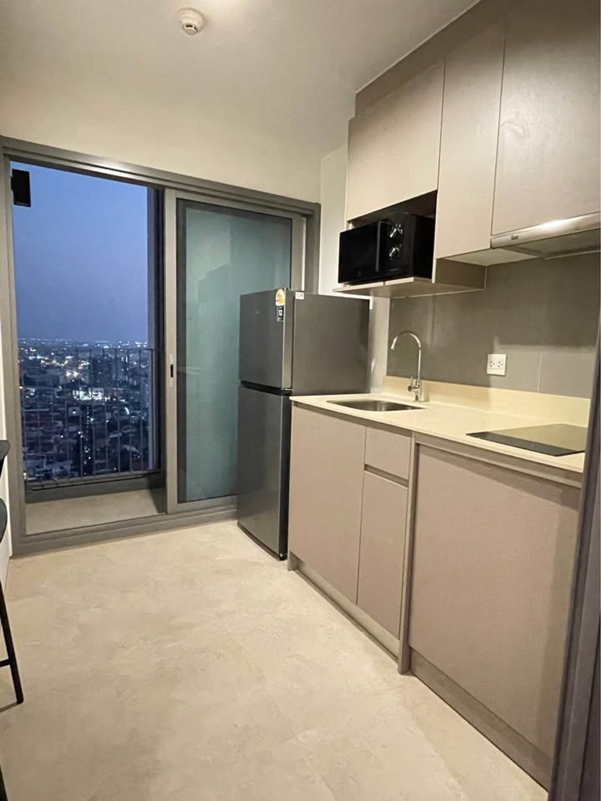 ให้เช่าคอนโดอ่อนนุช อุดมสุข : Whizdom connect Sukhumvit 101