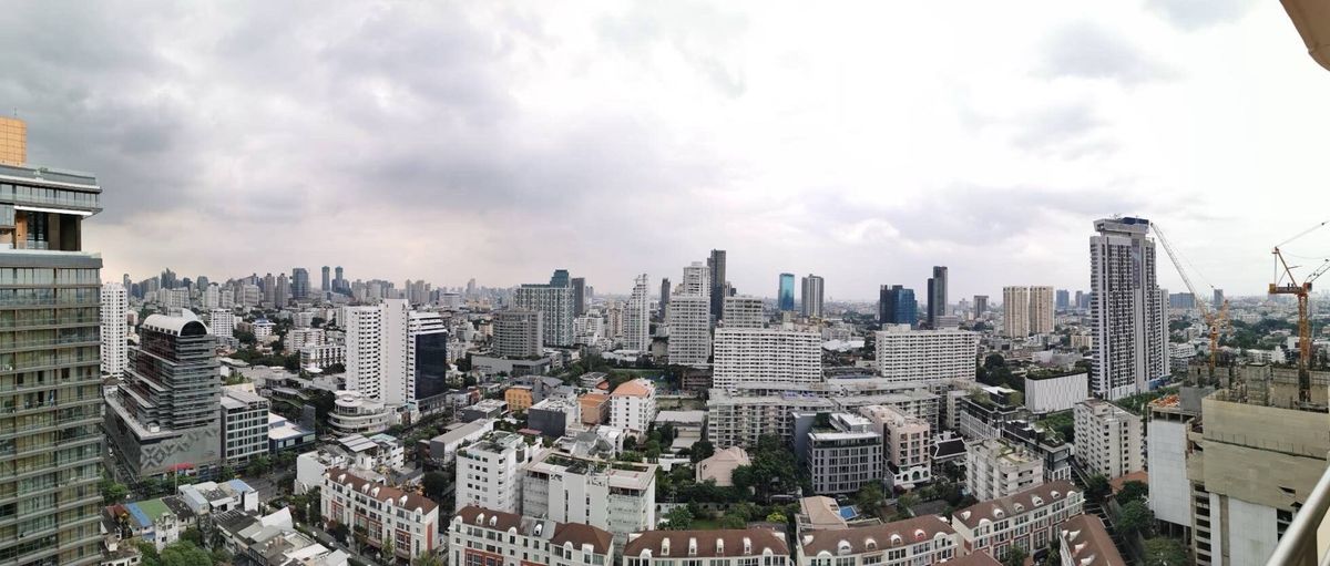 For SaleCondoSukhumvit, Asoke, Thonglor : Condo for sale, Hampton Thonglor 10, size 235 SQ.M 4 Bath 5 Bath, only 55 MB !! Contact 086-795-9997 (Jimmy)