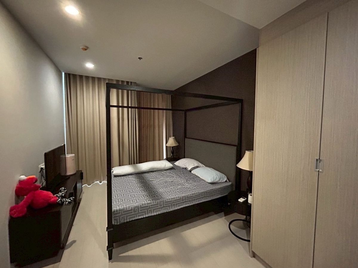 For SaleCondoWitthayu, Chidlom, Langsuan, Ploenchit : ✨🔥 Sell loss! Luxury condo, Noble, Ploenchit, next to BTS, ready - only 16 million! 🔥✨ Luxury Condo for Sale - Noble Ploenchit | 1 Bedroom | Prime Location with Direct BTS