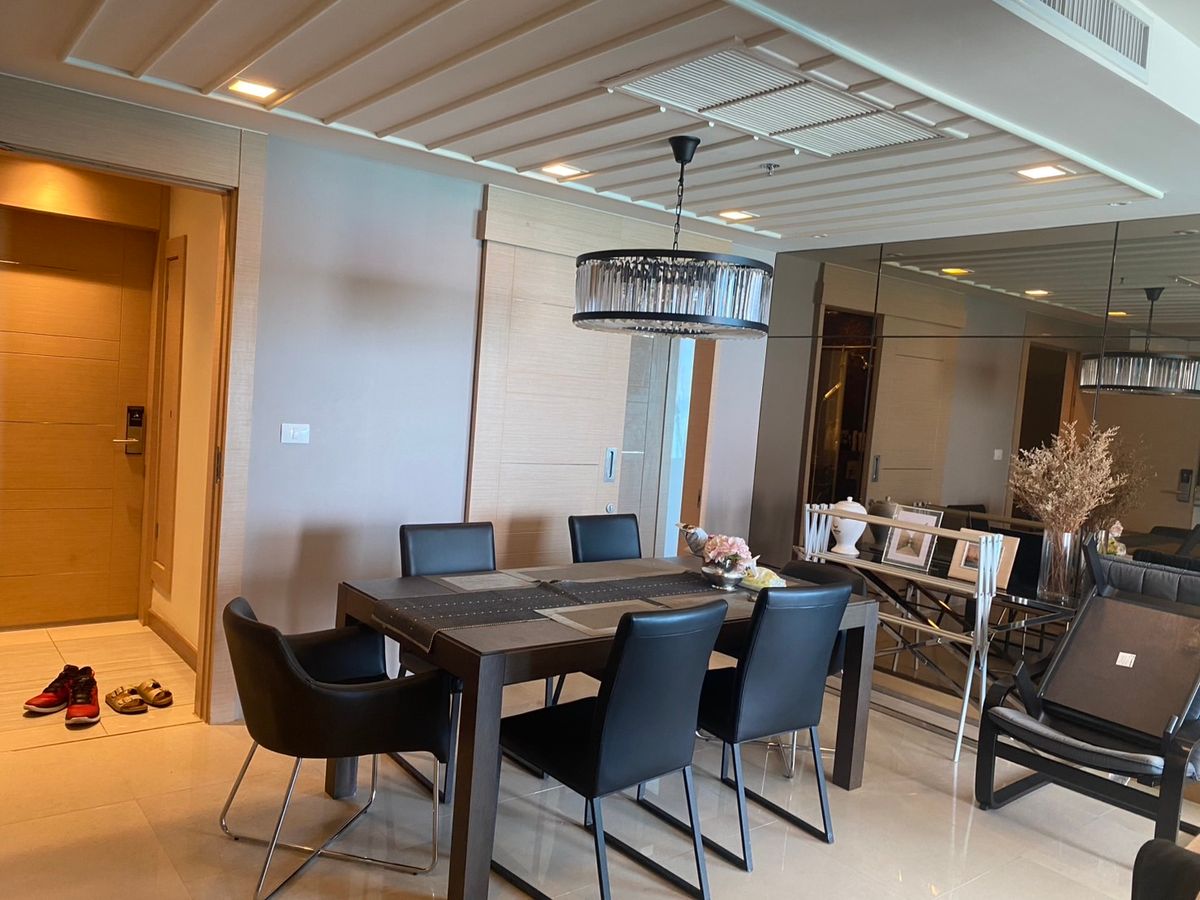 ขายคอนโดพัทยา บางแสน ชลบุรี สัตหีบ : for sale condo the palm wongamt beach front pattaya 2 Bed (S03-2085) 