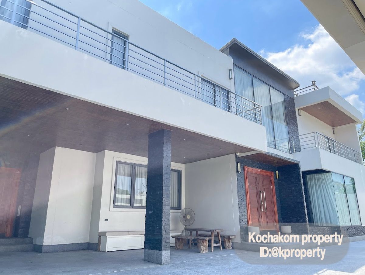 ขายบ้านนครสวรรค์ : ขายบ้านเดี่ยวหลังใหญ่ ใจกลางเมืองนครสวรรค์ พร้อมอยู่