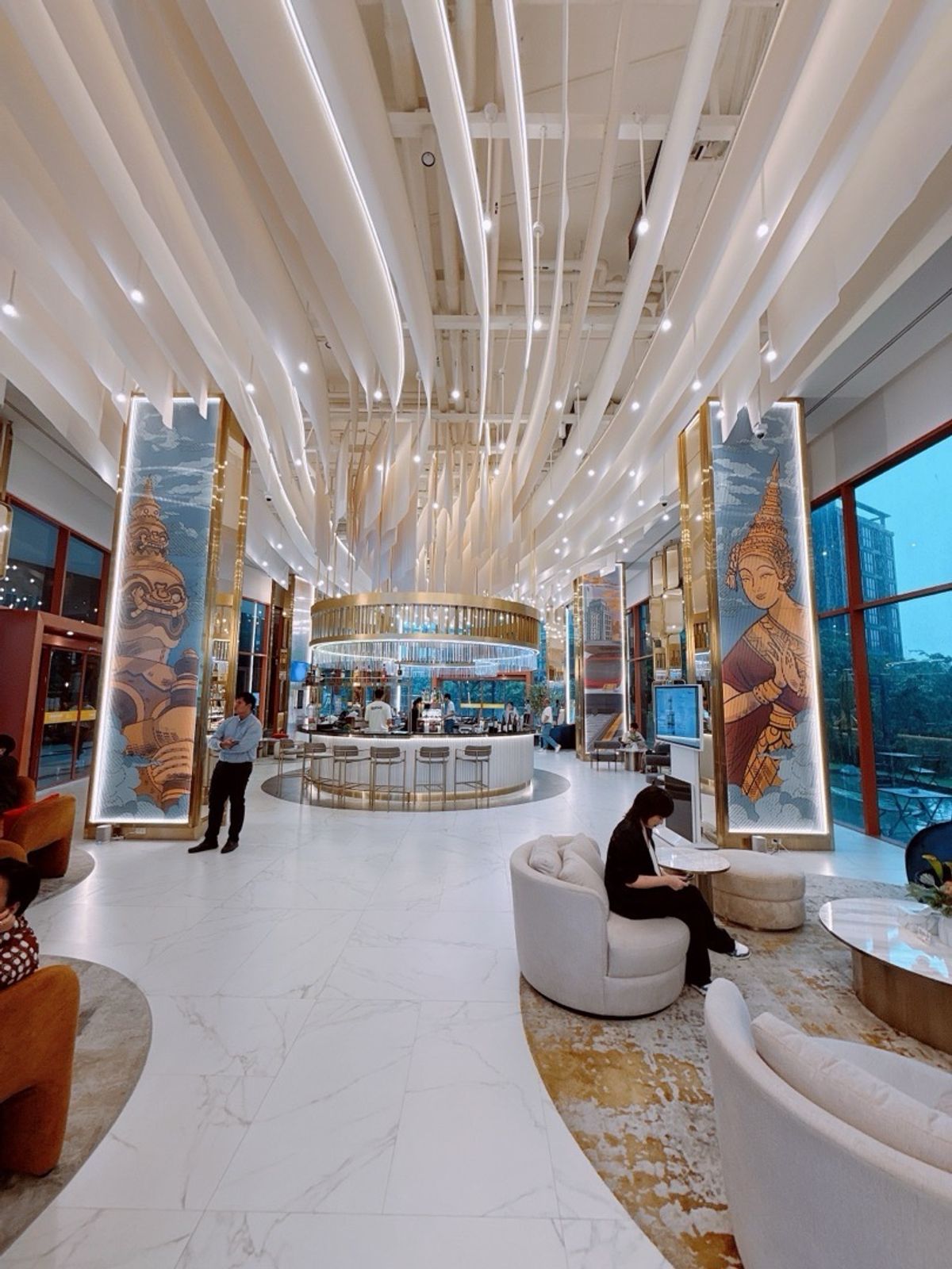 For SaleCondoRama9, Petchburi, RCA : 𝐋𝐚𝐧𝐝𝐦𝐚𝐫𝐤 @𝐌𝐑𝐓 𝐑𝐚𝐦𝐚𝟗 New room, 1 hand, comfortable installments 𝟏𝟏, 𝟎𝟎𝟎/month, do not have to pay down payment Ready Free every fee. Yes, urgent payment.