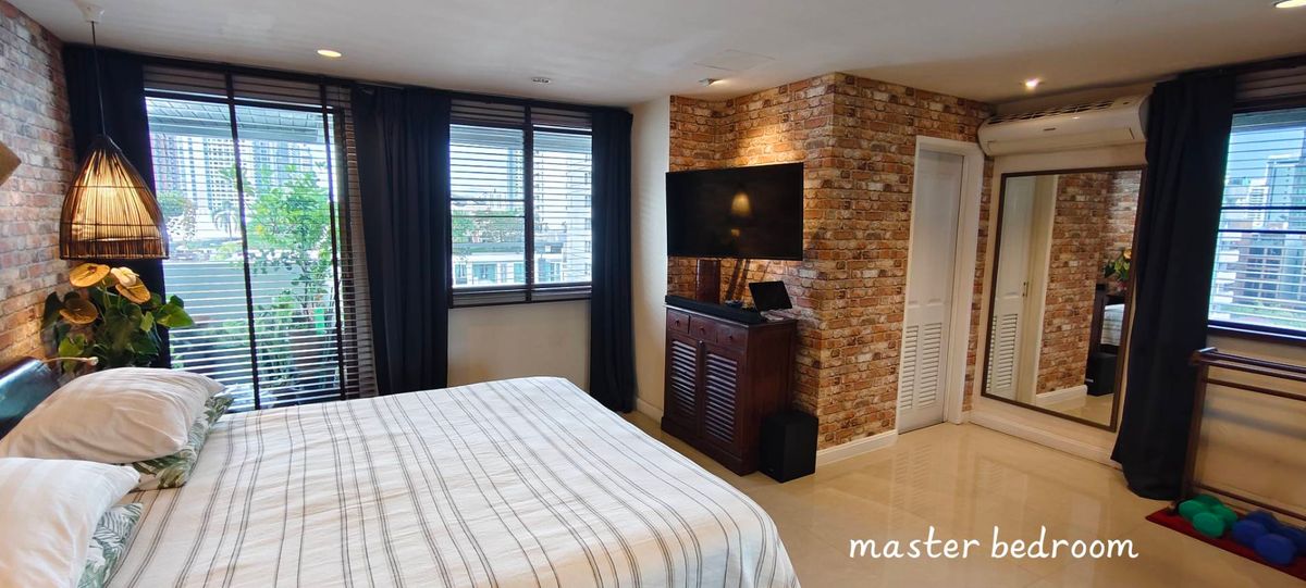 ขายคอนโดสุขุมวิท อโศก ทองหล่อ : 🏙️ ขายคอนโดหรู Rare Unit Pent House  ใจกลางสุขุมวิท Beverly Tower สุขุมวิท 13/1 – ใกล้ BTS นานา อโศก