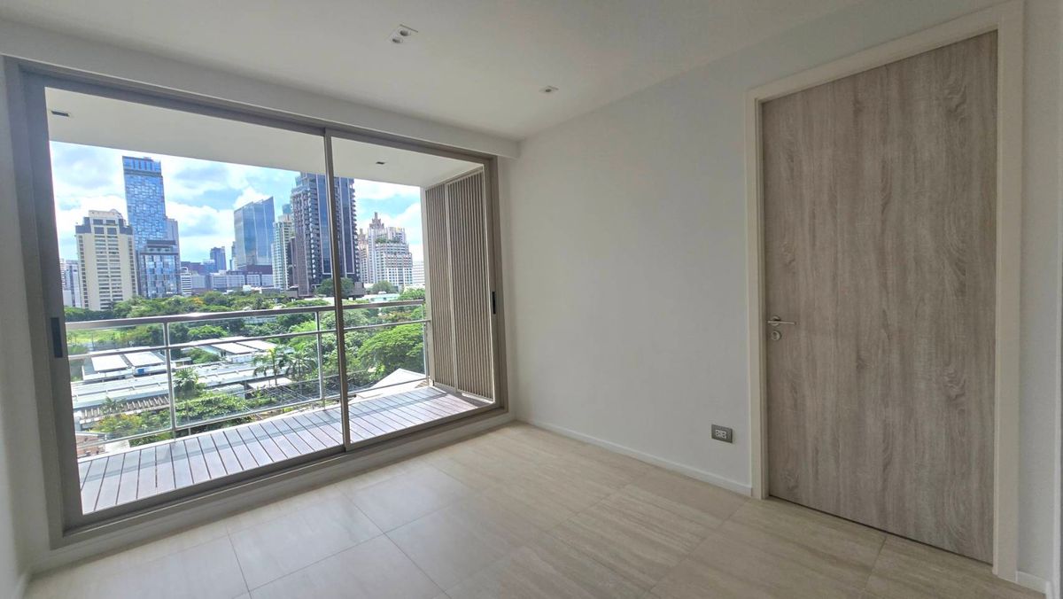 For SaleCondoWitthayu, Chidlom, Langsuan, Ploenchit : Condo for sale, Stuning View where Near the Ploenchit station, only 190 meters !!!!!! (Welcome Agent) 