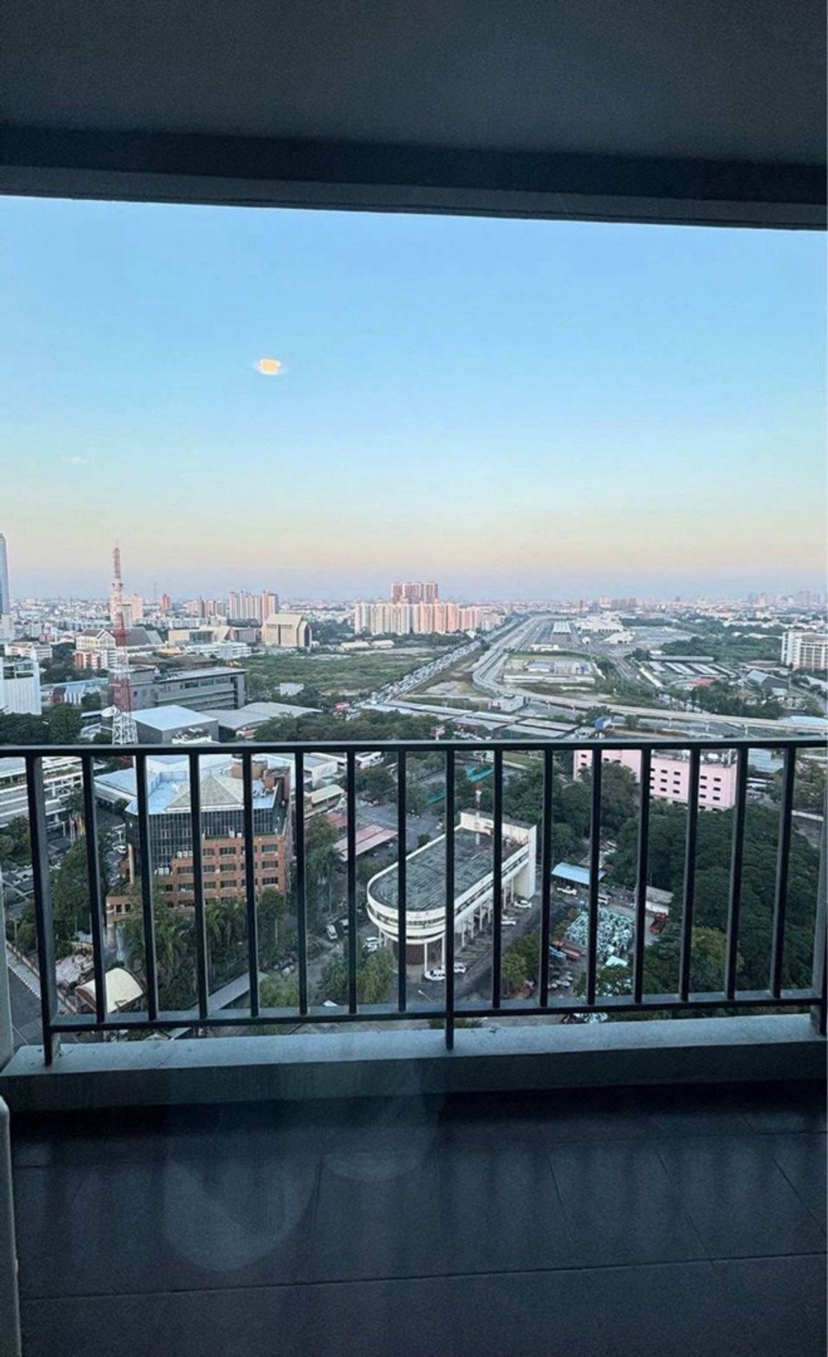 For SaleCondoRama9, Petchburi, RCA : Sell ​​Belle Grand Rama 9, next to Central Rama 9, size 68 SQ.M 2 Bed 1 Bath, only 6.69 MB !!