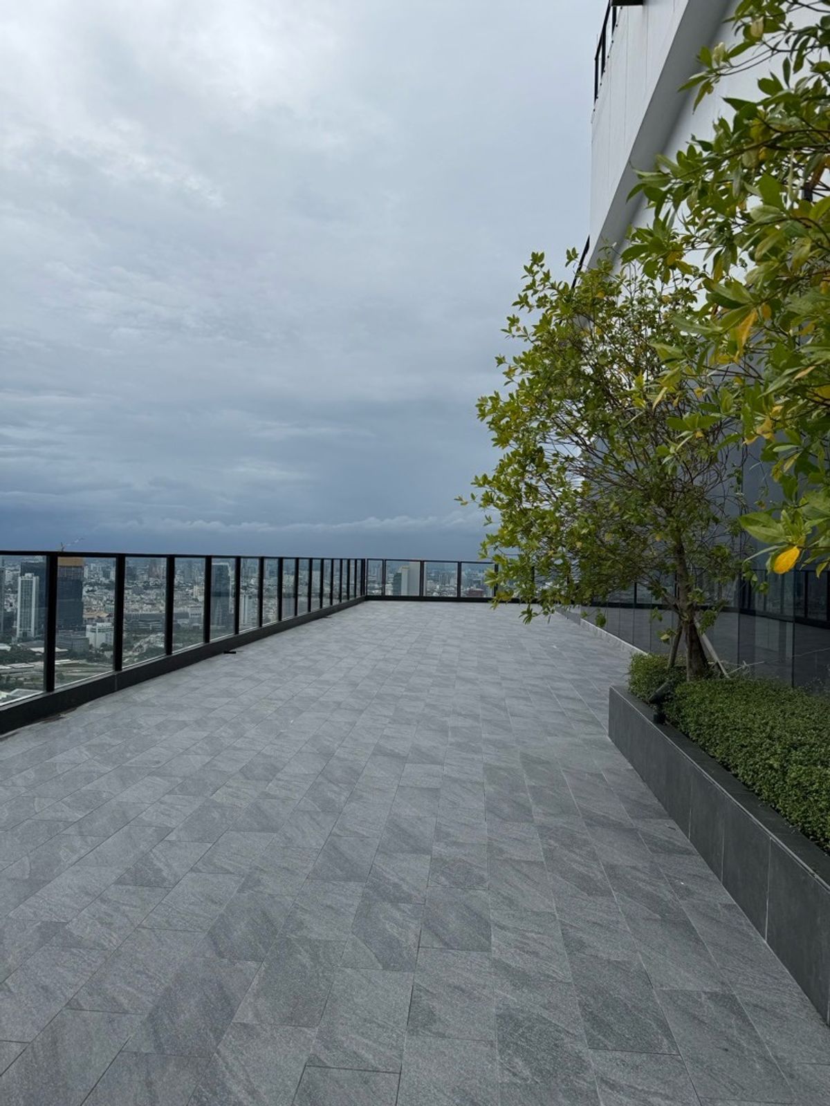 For SaleCondoRama9, Petchburi, RCA : 𝐋𝐀𝐍𝐃𝐌𝐀𝐑𝐊 @𝐌𝐑𝐓 𝐑𝐀𝐌𝐀 𝟗 Free down payment, comfortable installments 𝟏𝟐, 𝟎𝟎𝟎/month, full discount Ready Free every fee, yes, every urgent