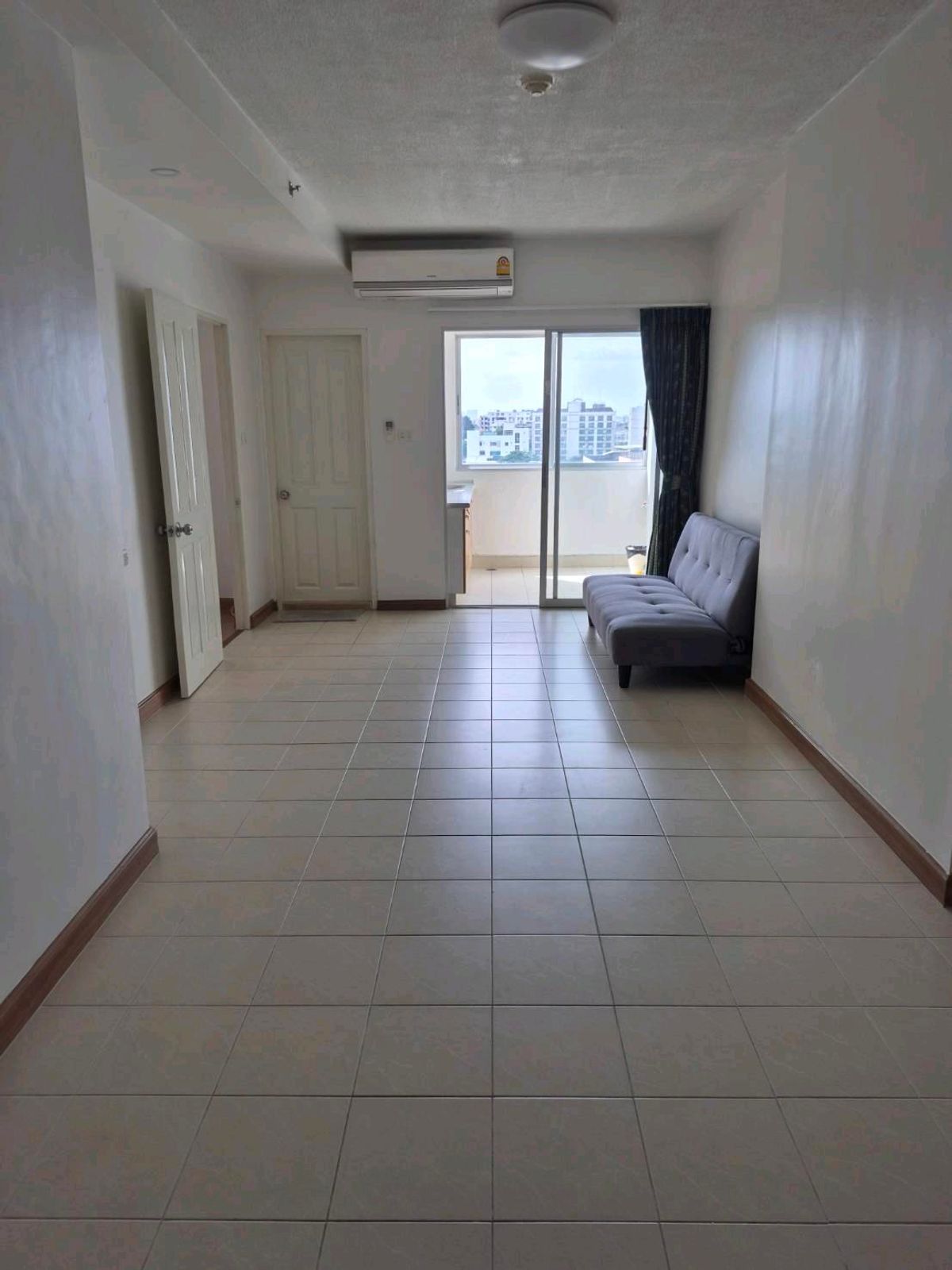 For RentCondoPattanakan, Srinakarin : Urgent rent 2 bedrooms 51 sq.m., big room, Supalai Park, Srinakarin, special price