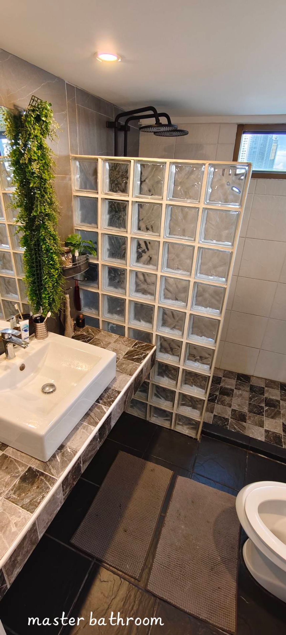 ขายคอนโดสุขุมวิท อโศก ทองหล่อ : 🏙️ ขายคอนโดหรู Rare Unit Pent House  ใจกลางสุขุมวิท Beverly Tower สุขุมวิท 13/1 – ใกล้ BTS นานา อโศก