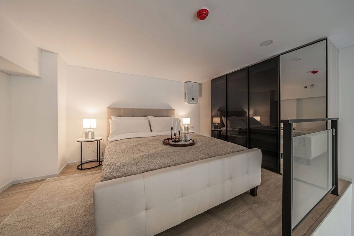 For SaleCondoRama9, Petchburi, RCA : 𝐋𝐚𝐧𝐝𝐦𝐚𝐫𝐤 @𝐌𝐑𝐓 𝐑𝐚𝐦𝐚𝟗 New room, 1 hand, comfortable installments 𝟏𝟏, 𝟎𝟎𝟎/month, do not have to pay down payment Ready Free every fee. Yes, urgent payment.