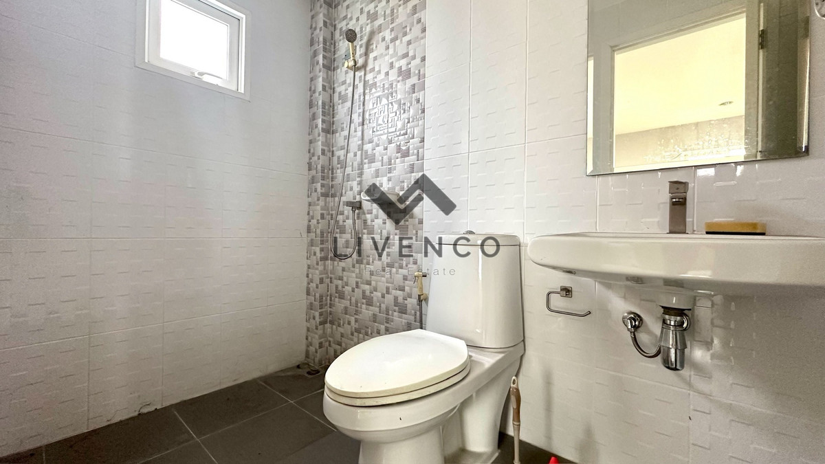 ขายทาวน์โฮมเอกชัย บางบอน : ขายบ้าน ทาวน์โฮม 2ชั้น The exclusive (สาทร-กัลปพฤกษ์) พื้นที่รอบบ้าน  Size ใหญ่พิเศษ 