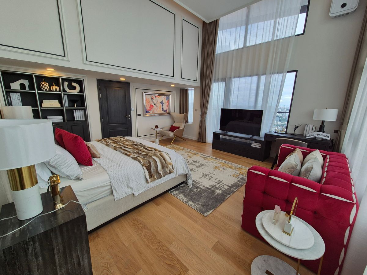 For SaleCondoRama9, Petchburi, RCA : 🔥( DUPLEX PENTHOUSE!! ) #Special room Landmark @MRTA Station Rama 9, hotel-style service, Branded Residences