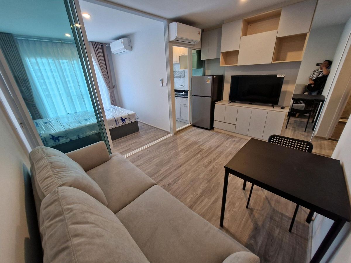 ให้เช่าคอนโดบางนา แบริ่ง ลาซาล : Regent home บางนา Line ID: 0989393917