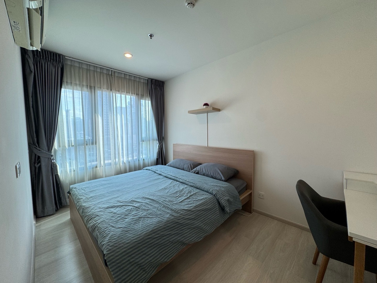 ให้เช่าคอนโดพระราม 9 เพชรบุรีตัดใหม่ RCA : 🏙️ Life Asoke - ตกแต่งใหม่ พร้อมเข้าอยู่ !