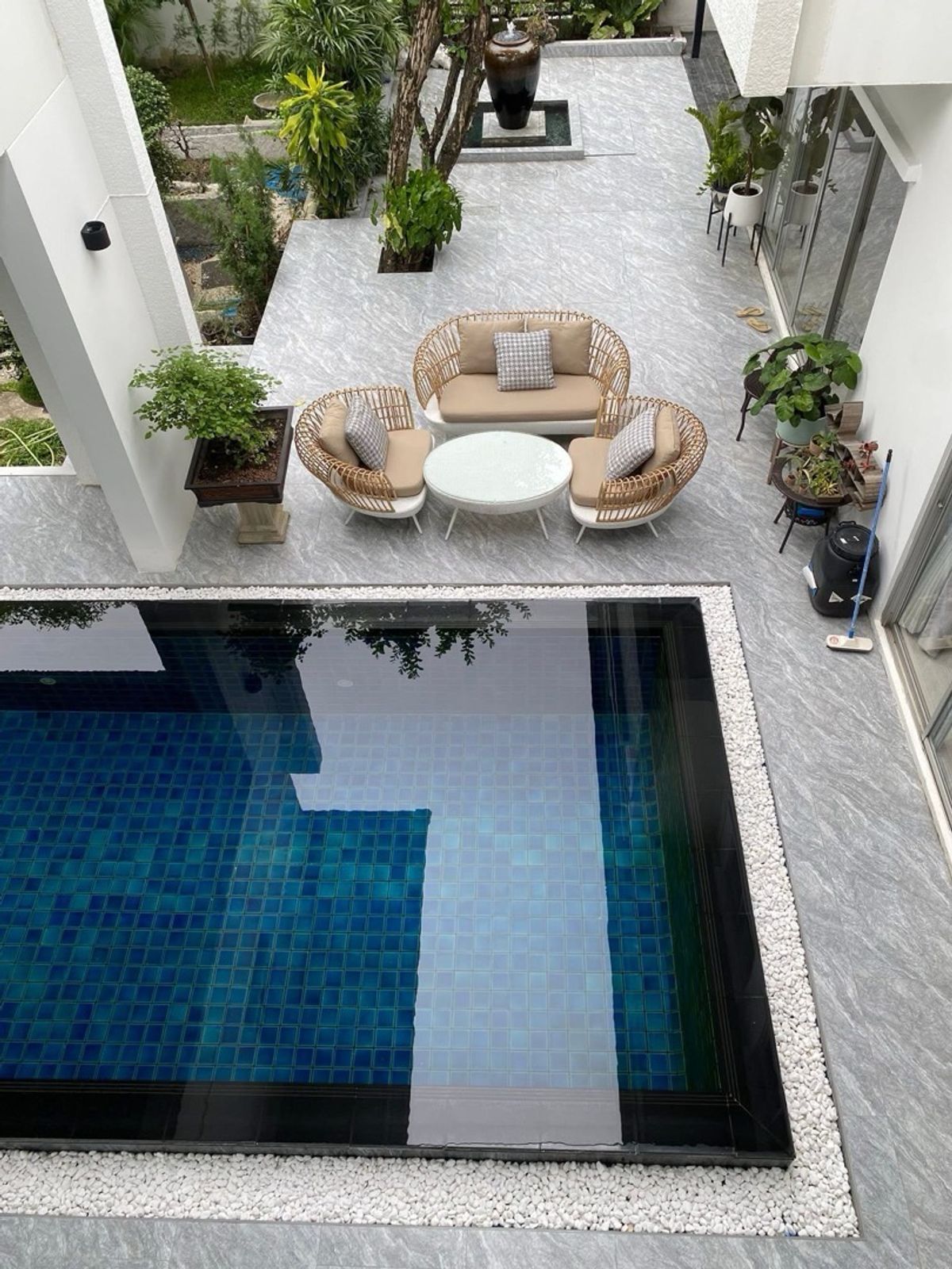 บ้านพัฒนาการ ศรีนครินทร์ : เช่า/ขาย :Noble Tara พัฒนาการ พร้อมสระว่ายน้ำส่วนตัว ขนาด 5 นอน 