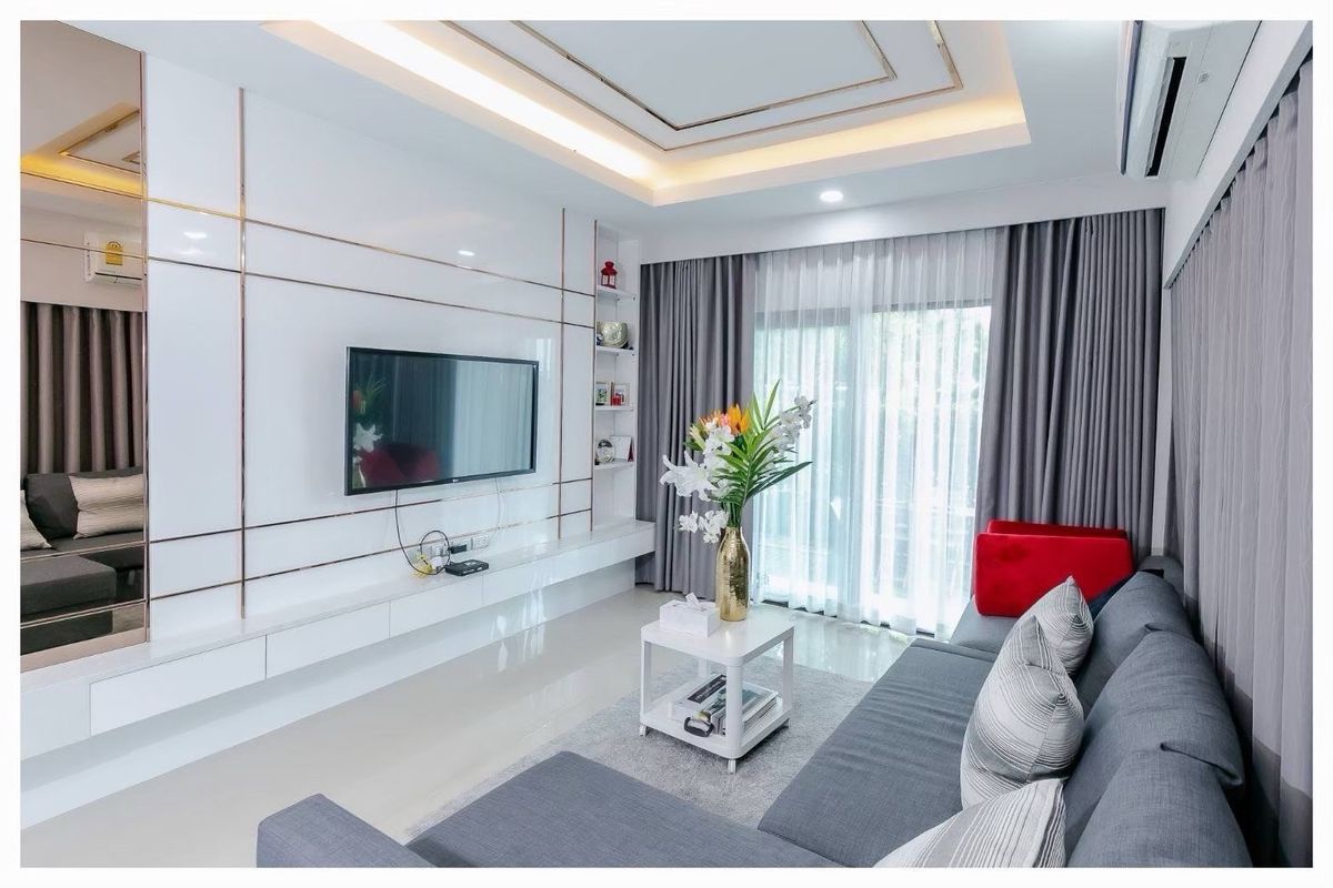 ให้เช่าบ้านบางนา แบริ่ง ลาซาล : 💥ForRent💥4Bed • Centro Bangna KM.7 🏡 Near Mega Bangna‼️ Ready to move in ‼️  Fully Furnished ✨