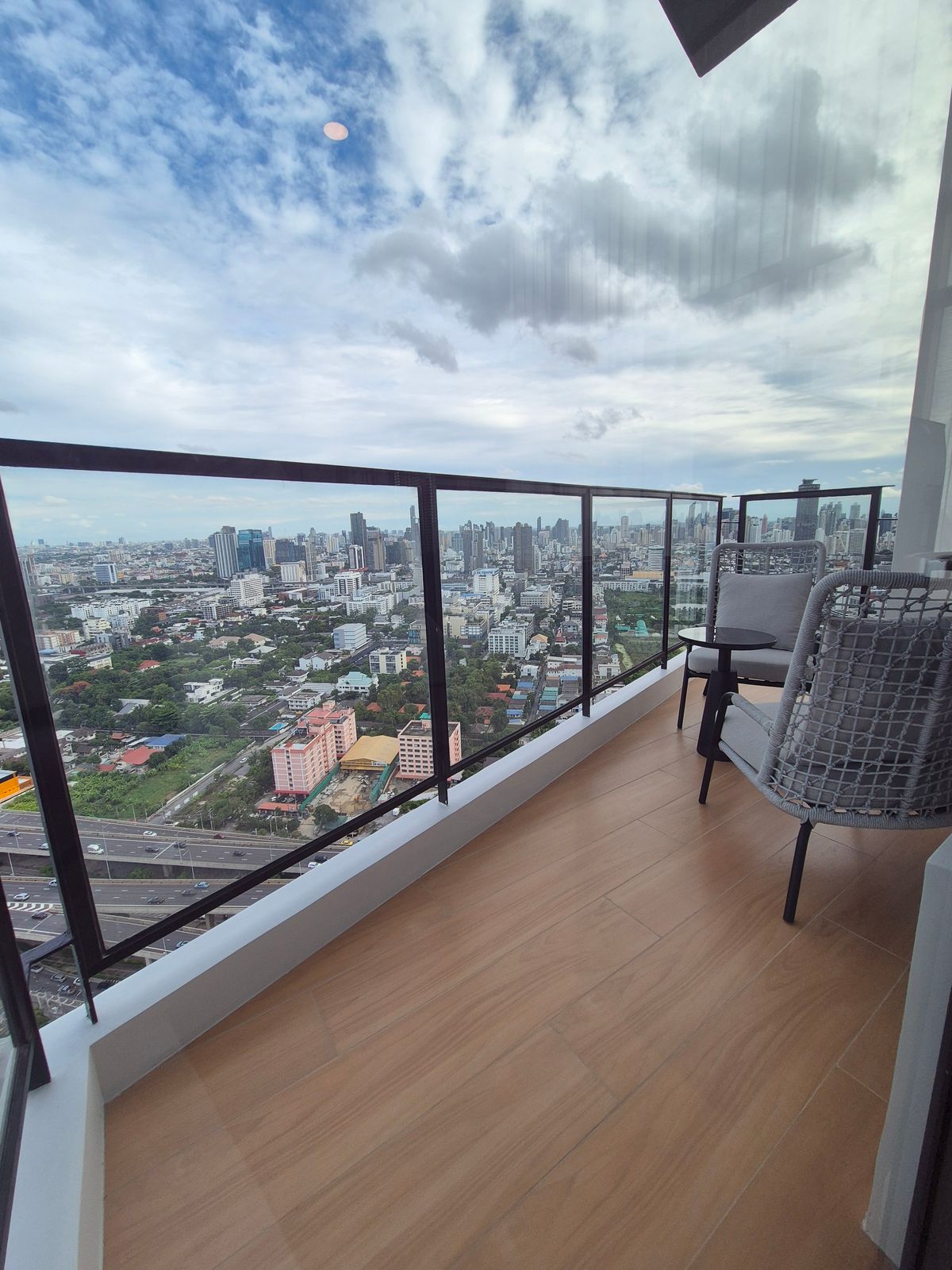 For SaleCondoRama9, Petchburi, RCA : 🔥( DUPLEX PENTHOUSE!! ) #Special room Landmark @MRTA Station Rama 9, hotel-style service, Branded Residences