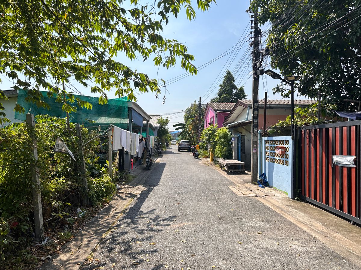ขายที่ดินบางแค เพชรเกษม : ขายที่ดิน 56 ตรว ถนนนครลุง 15 พร้อมบ้าน ใกล้เดอะมอลล์บางแค อัสสัมชัญธนบุรี 