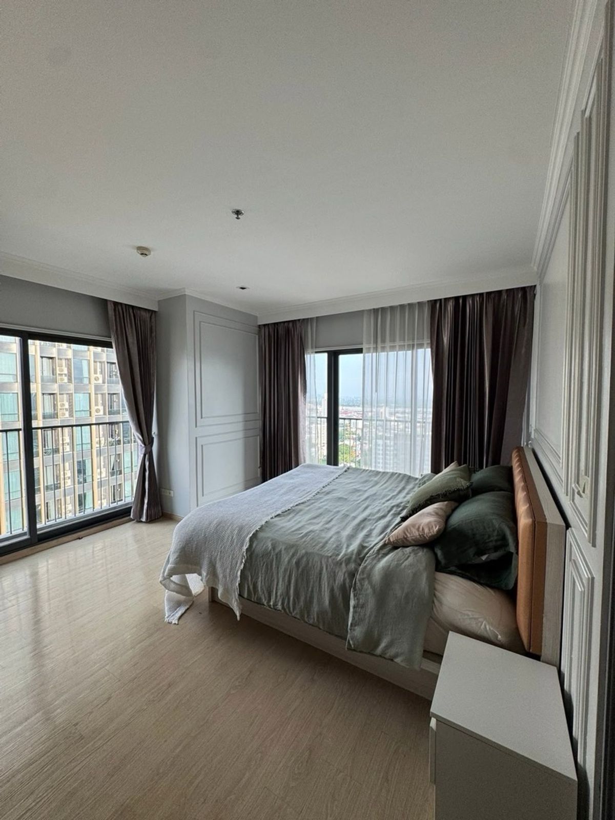 For SaleCondoSukhumvit, Asoke, Thonglor : Sell ​​NOBEL REMIX, next to BTS Thonglor, 3 bedrooms, size 167.95 SQ.M, only 33 MB. Contact 086-795-9997 (Jimmy).