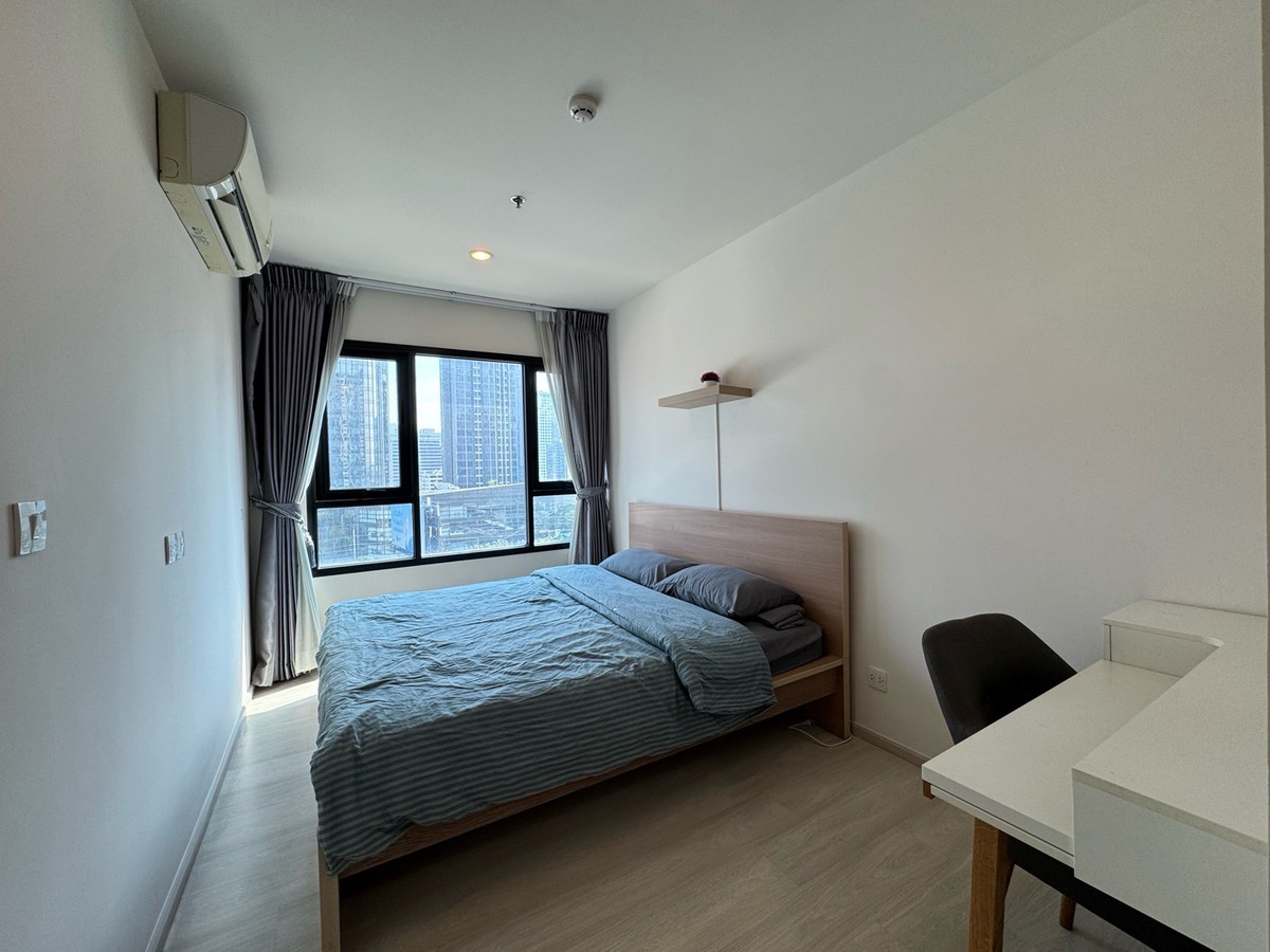 ให้เช่าคอนโดพระราม 9 เพชรบุรีตัดใหม่ RCA : 🏙️ Life Asoke - ตกแต่งใหม่ พร้อมเข้าอยู่ !