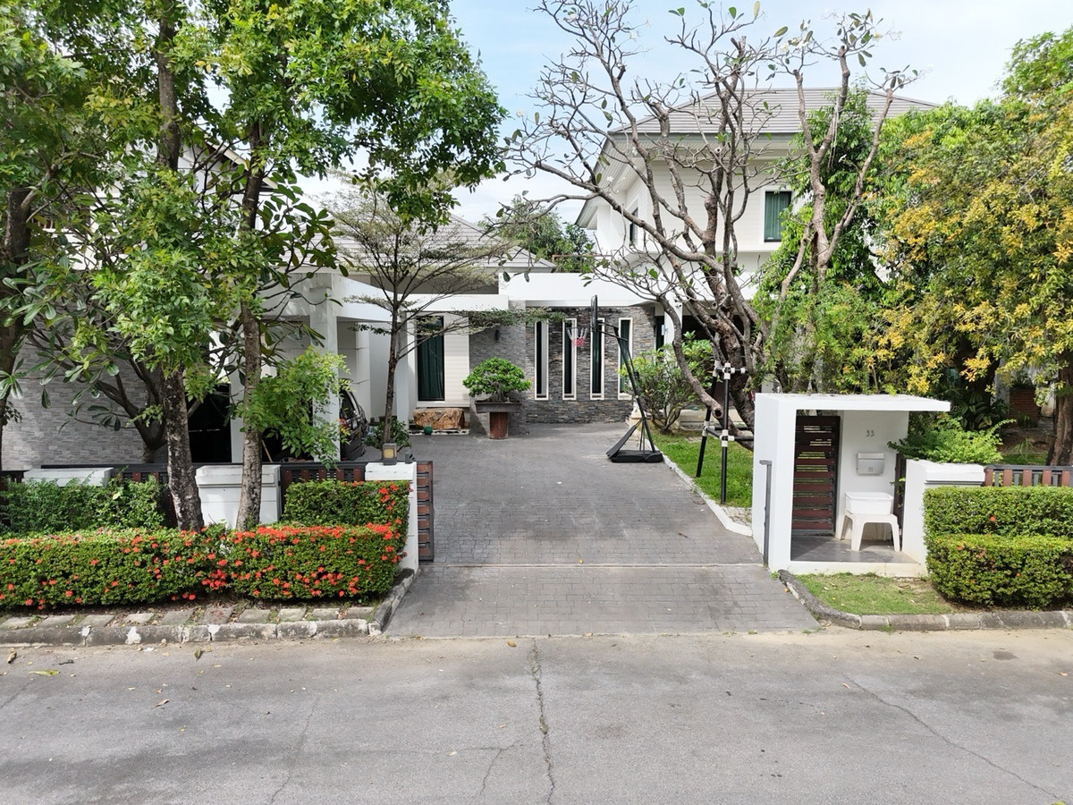 ขายบ้านปิ่นเกล้า จรัญสนิทวงศ์ : 🏡 ขายบ้านเดี่ยวหลังใหญ่ 2 ชั้น ติดถนนใหญ่ สาทร – ราชพฤกษ์ ดีไซน์หรู สร้างเองโดยบริษัทรับสร้างบ้านชั้นนำ พร้อมฮวงจุ้ยโดยซินแสชื่อดัง ✨