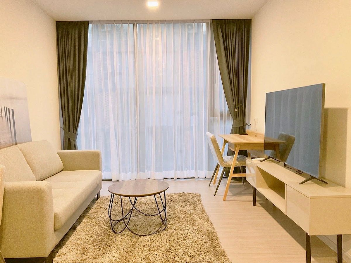 For RentCondoSukhumvit, Asoke, Thonglor : 🌿 For Rent: Quintara Treehaus Sukhumvit 42 | Only 500m to BTS Ekkamai | Pool View | Fully Furnished 🌟