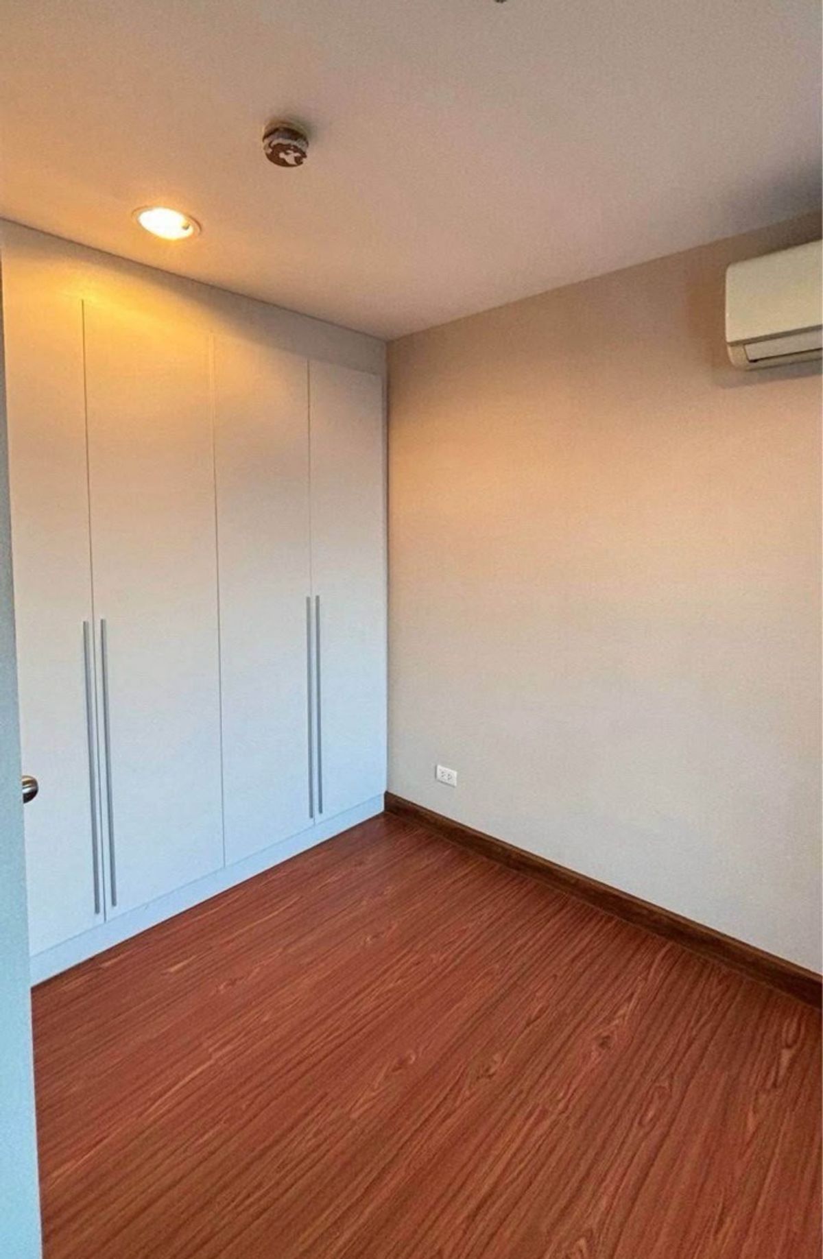 For SaleCondoRama9, Petchburi, RCA : Sell ​​Belle Grand Rama 9, next to Central Rama 9, size 68 SQ.M 2 Bed 1 Bath, only 6.69 MB !!